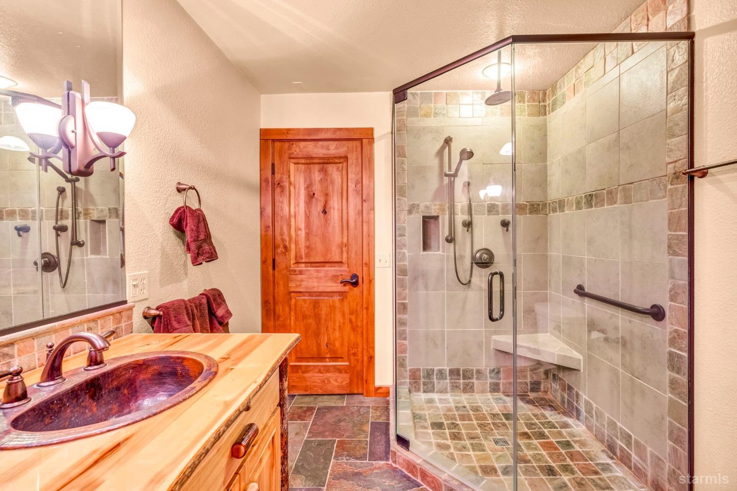 709 Lakeview Avenue Unit: 24
