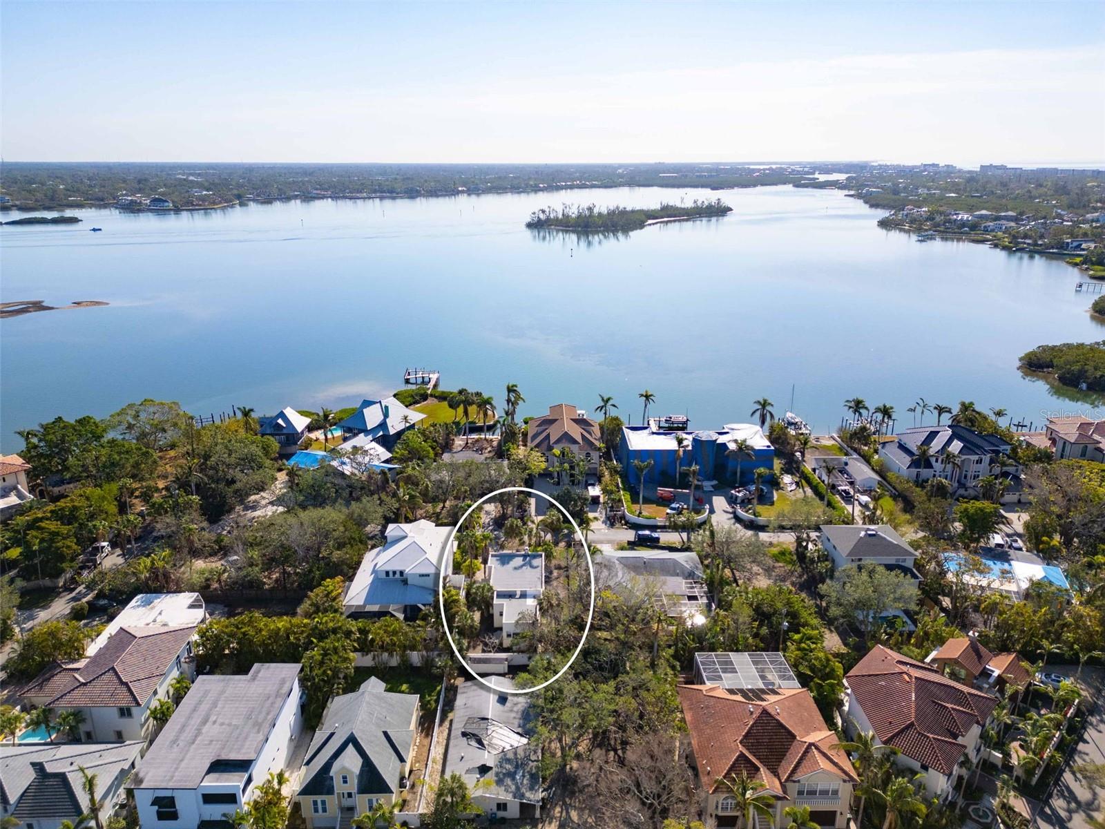 4189 ROBERTS POINT CIR