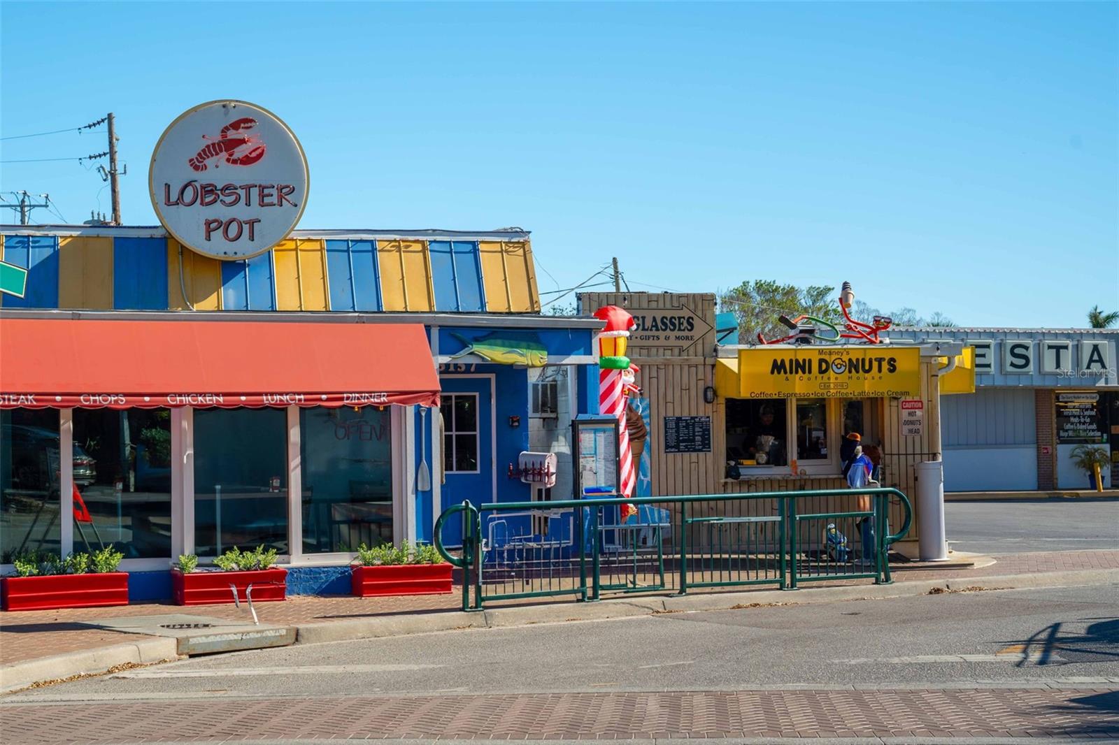 4189 ROBERTS POINT CIR