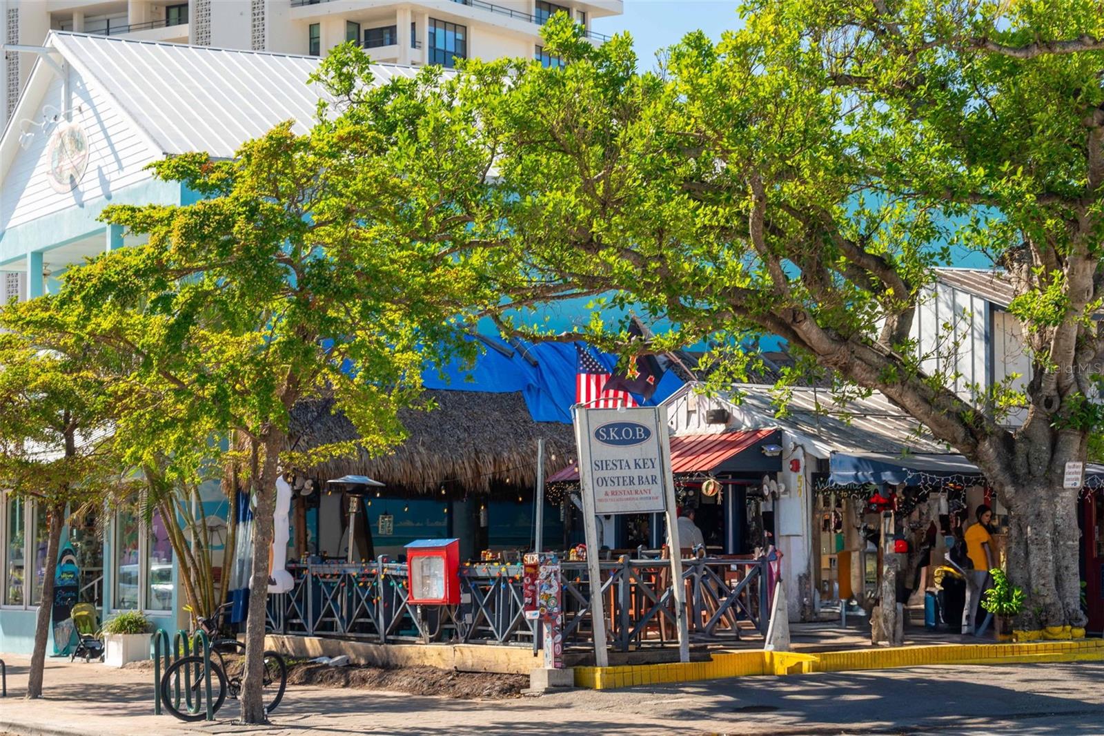 4189 ROBERTS POINT CIR