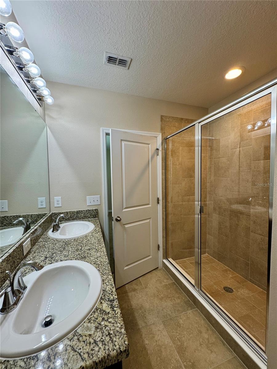 6464 BOXGROVE DR