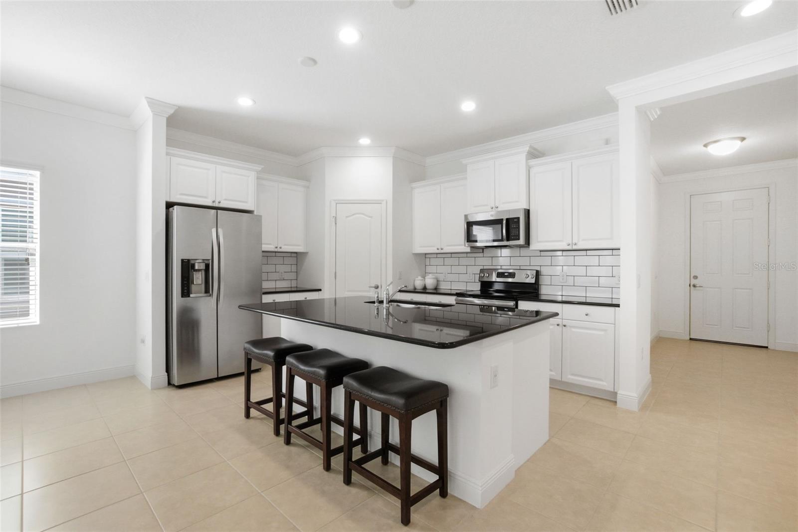7526 RIDGELAKE CIR
