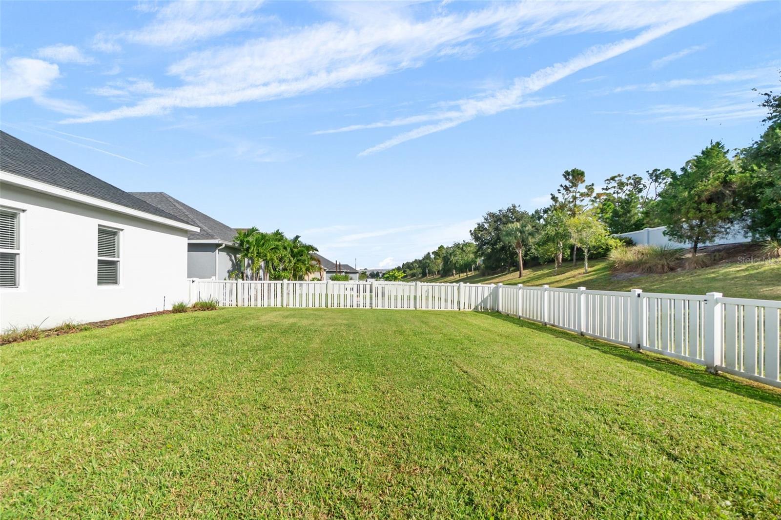 7526 RIDGELAKE CIR