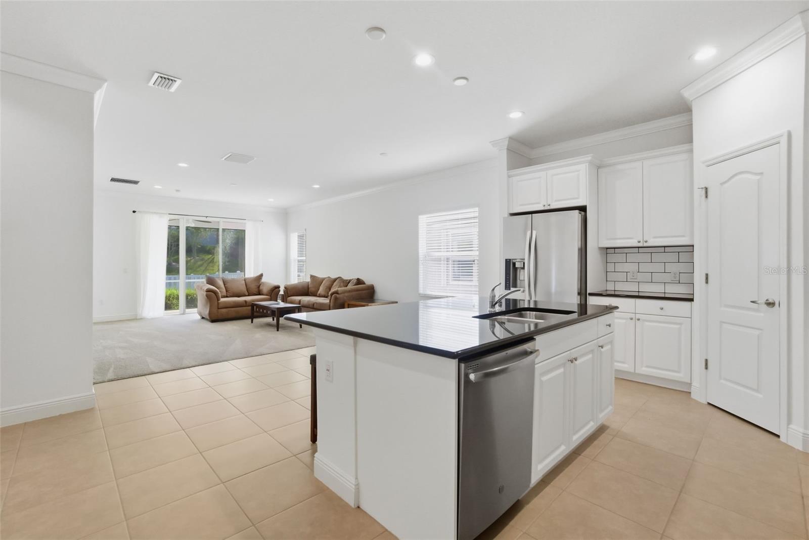 7526 RIDGELAKE CIR