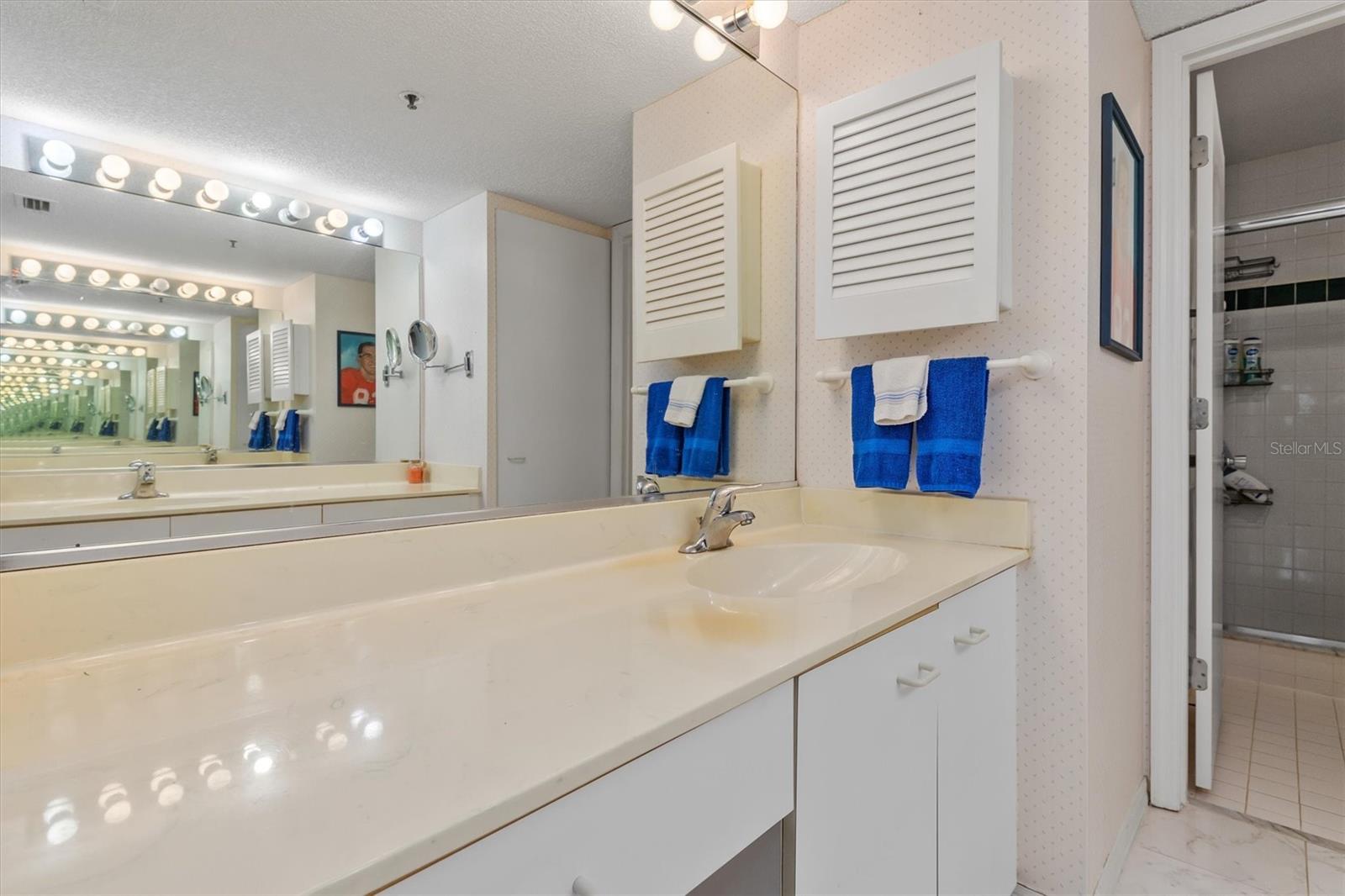 1309 SIESTA BAYSIDE DR #1309C