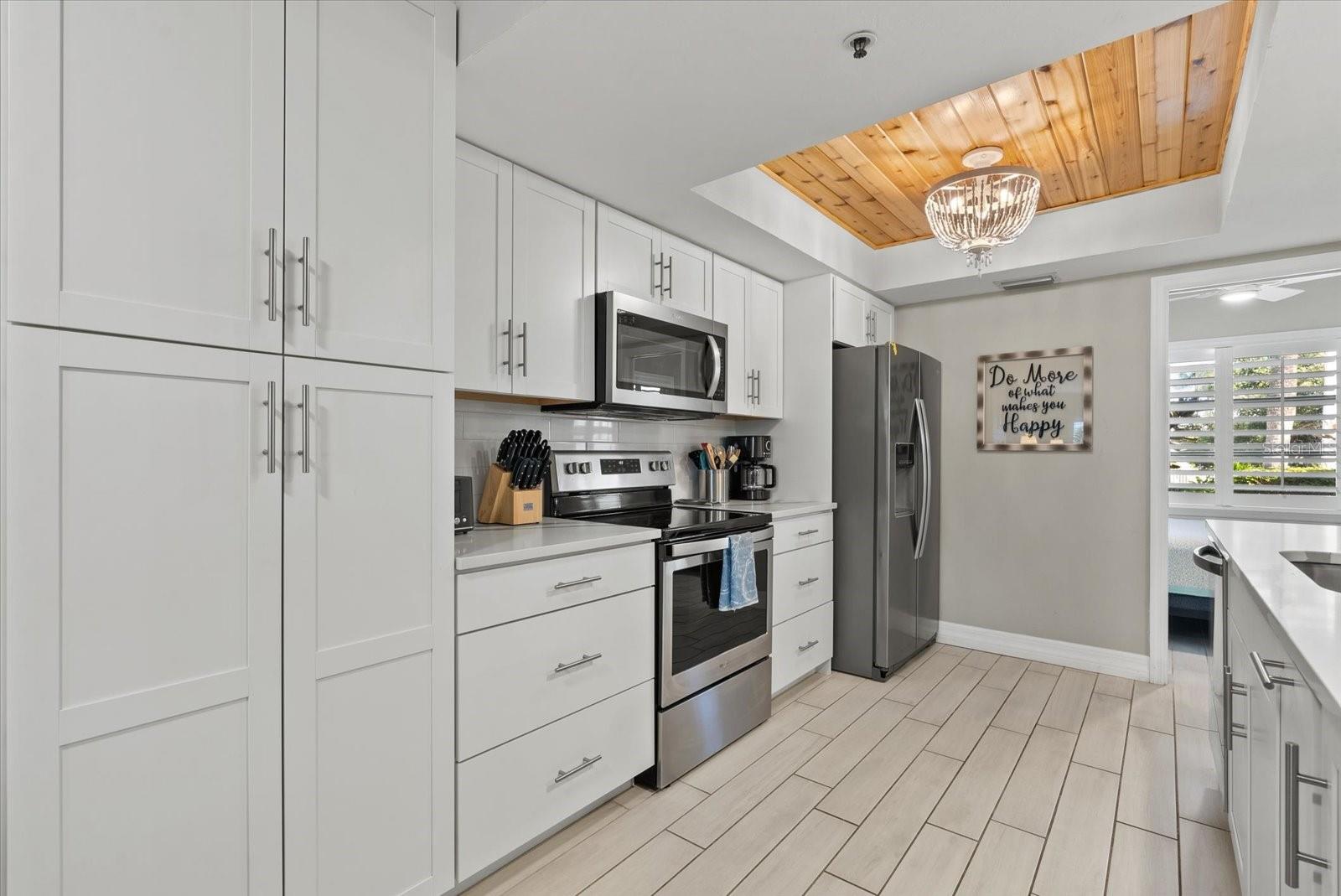 1313 SIESTA BAYSIDE DR #1313D