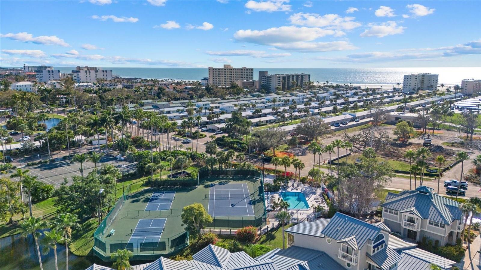 1313 SIESTA BAYSIDE DR #1313D