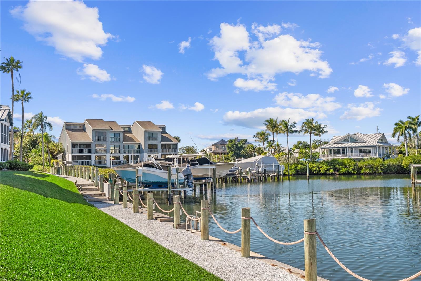 1332 SIESTA BAYSIDE DR #1332C