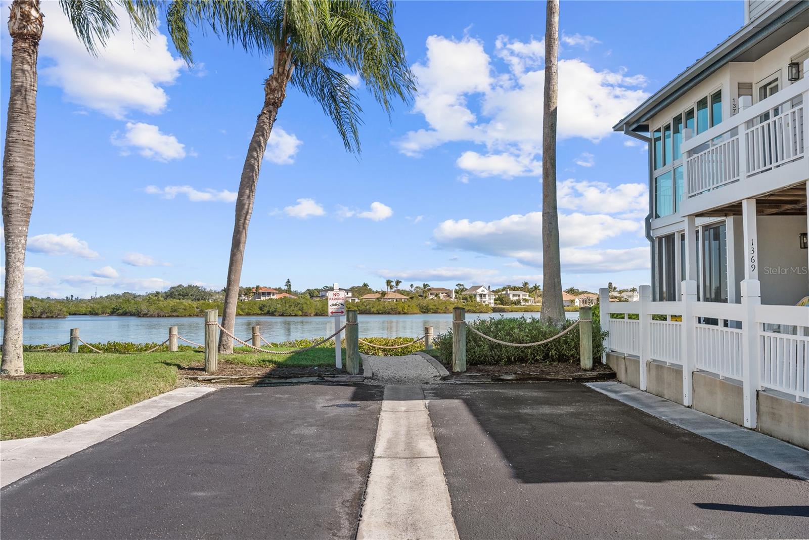 1332 SIESTA BAYSIDE DR #1332C