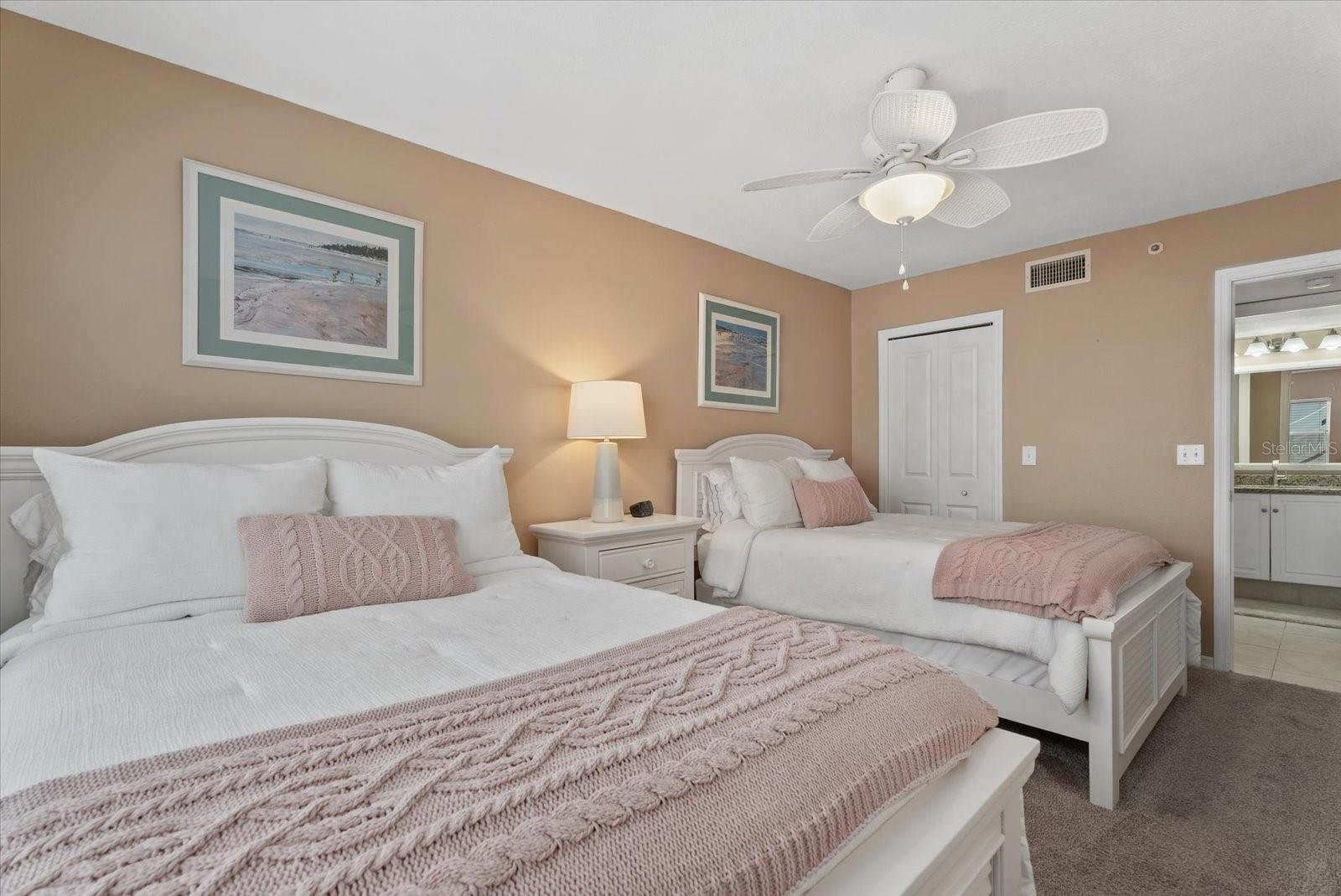 1332 SIESTA BAYSIDE DR #1332C