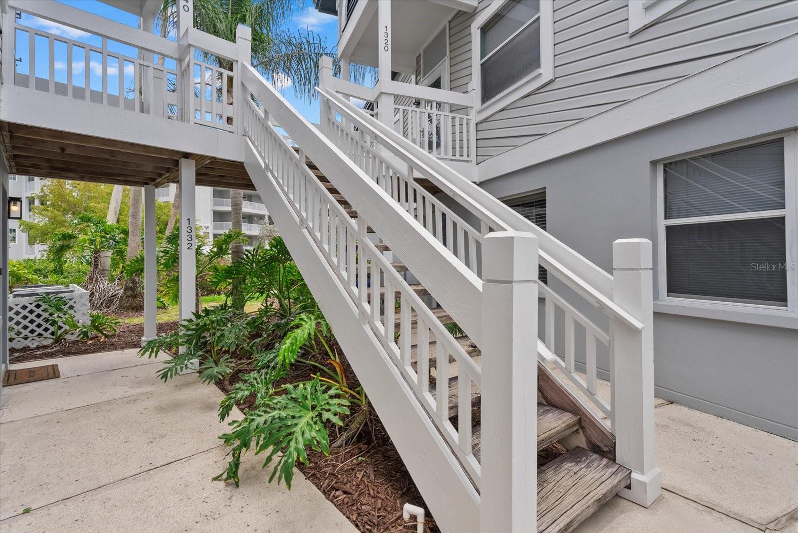1332 SIESTA BAYSIDE DR #1332C