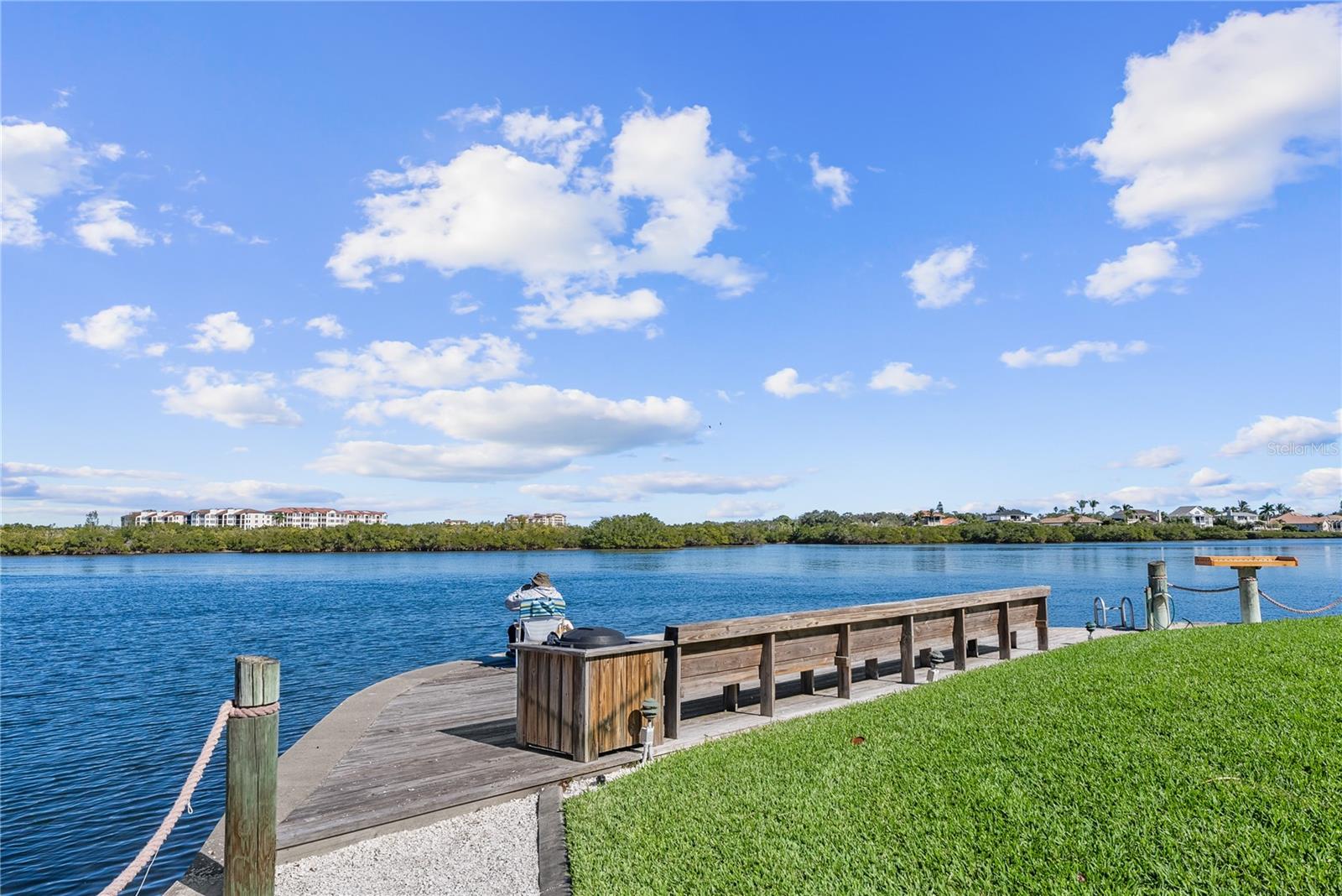 1332 SIESTA BAYSIDE DR #1332C