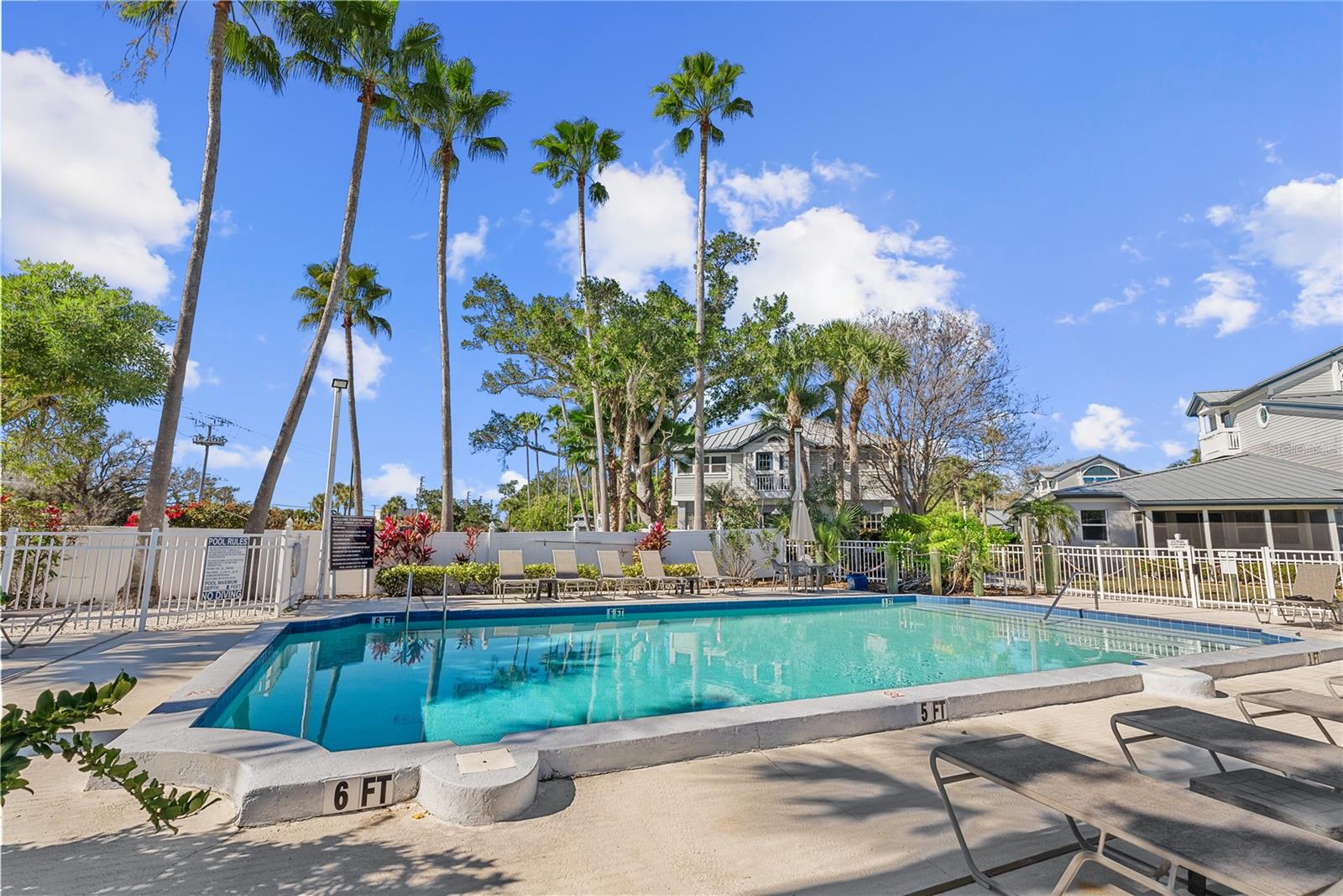 1332 SIESTA BAYSIDE DR #1332C