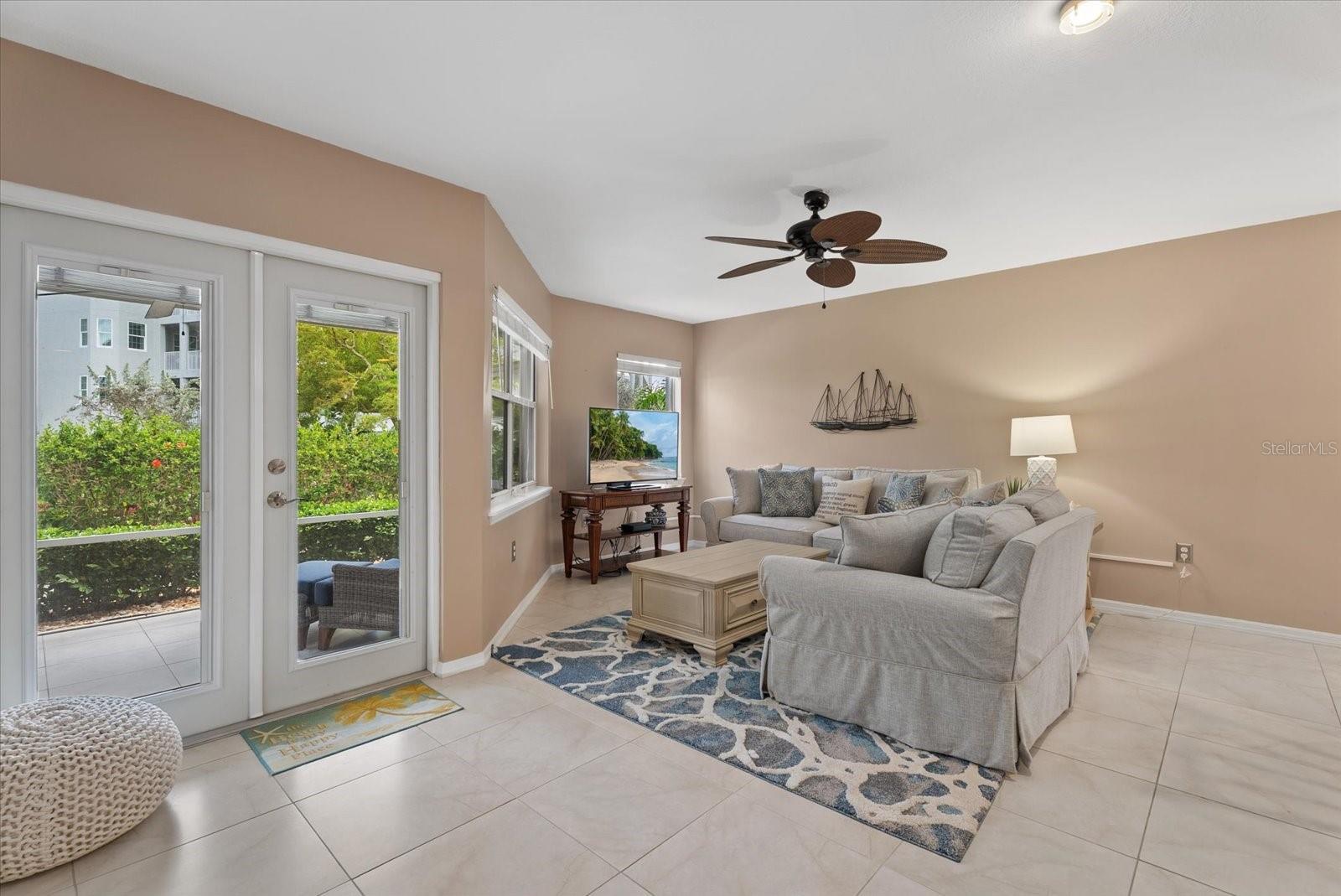 1332 SIESTA BAYSIDE DR #1332C