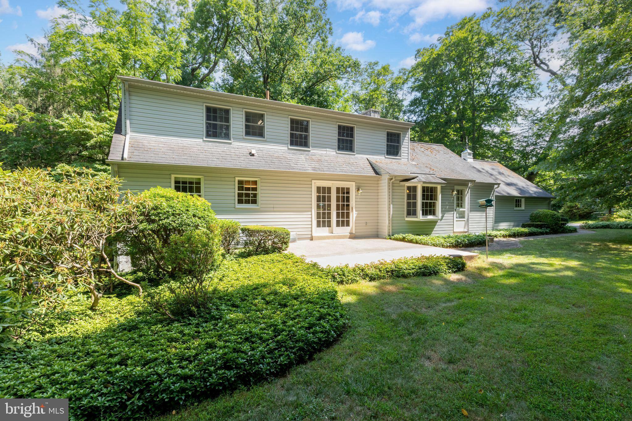 1455 GLENBROOK LANE