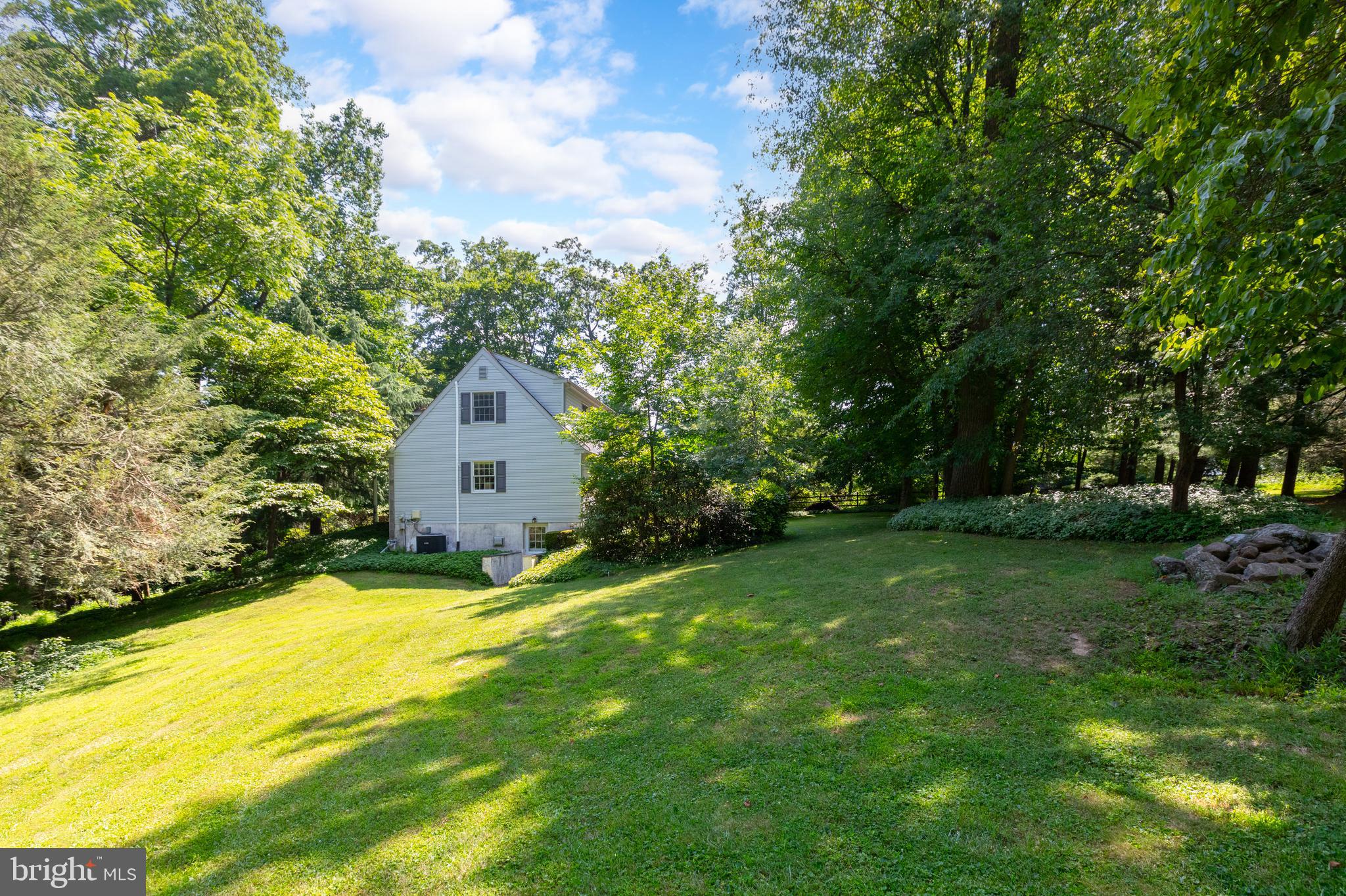 1455 GLENBROOK LANE