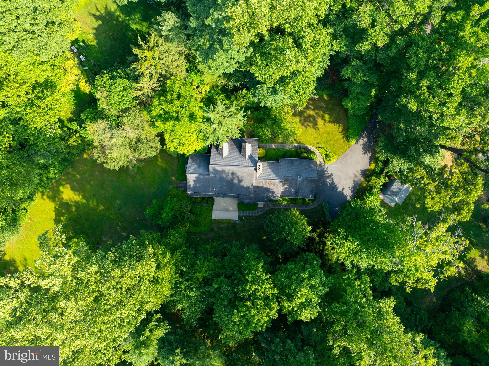 1455 GLENBROOK LANE