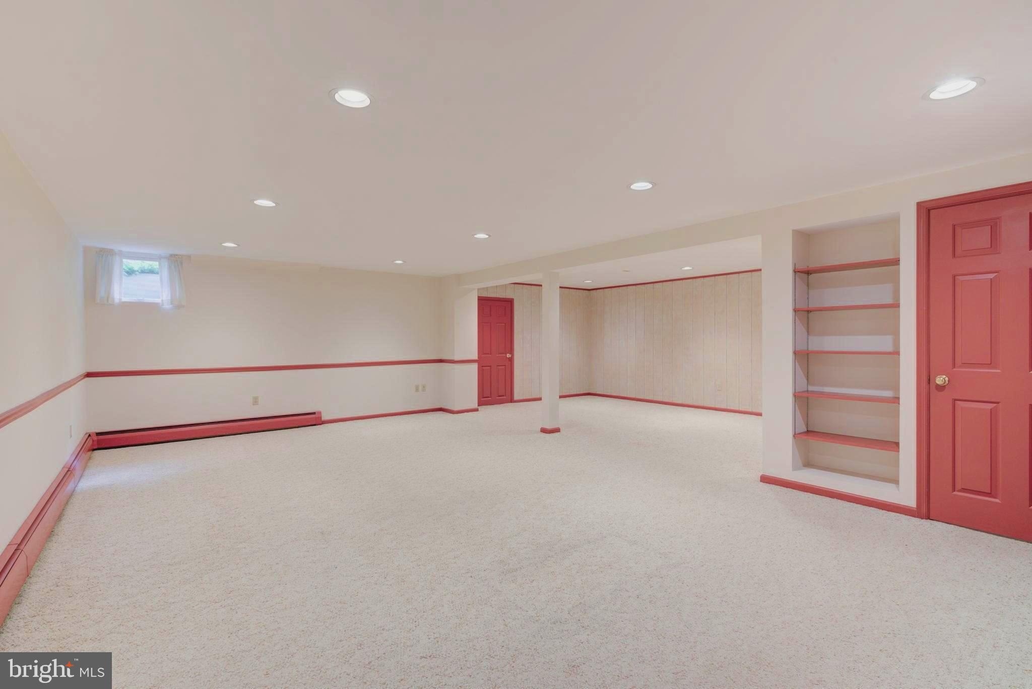 1455 GLENBROOK LANE