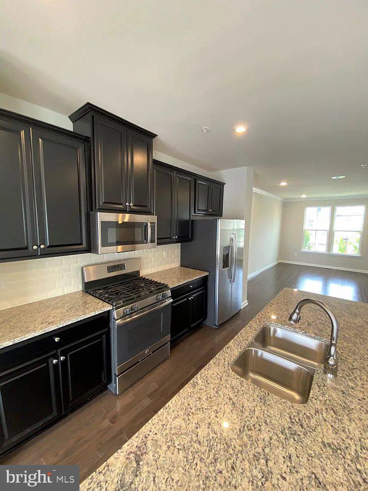 745 QUARRY POINT ROAD