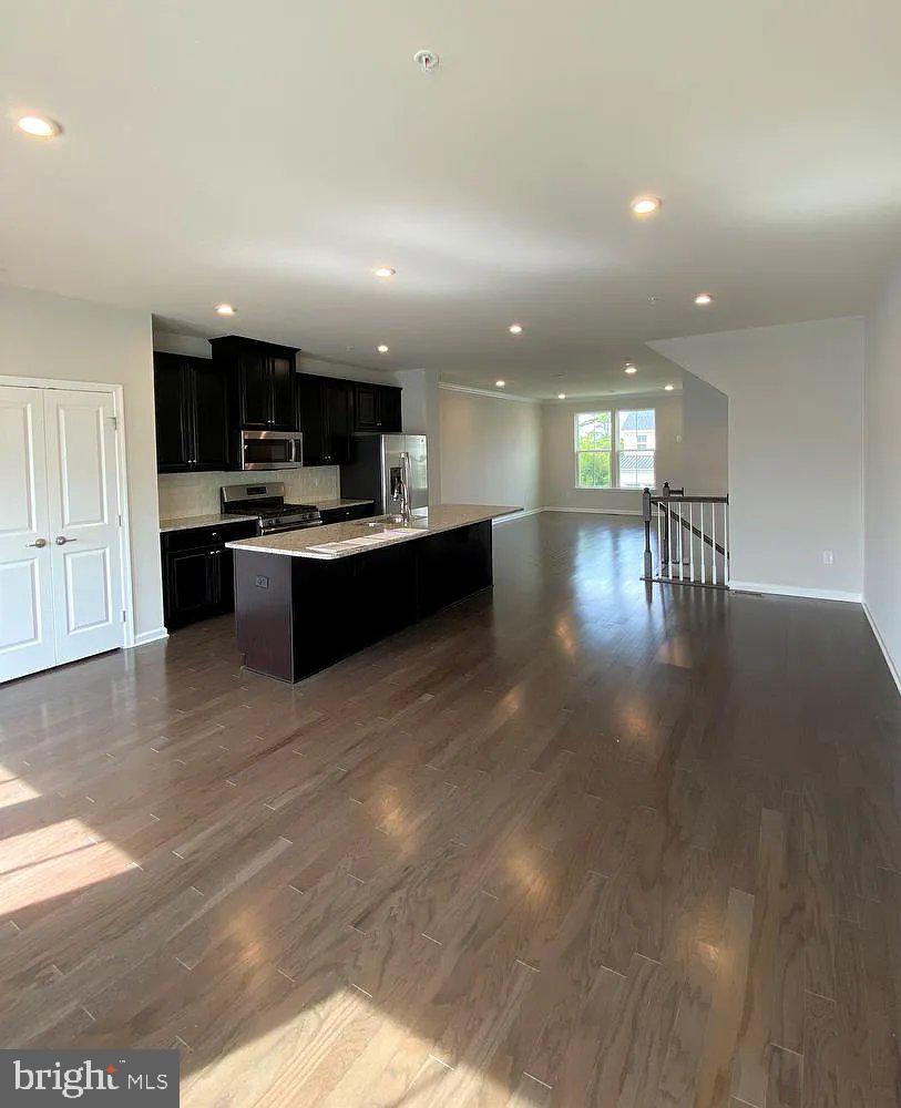 745 QUARRY POINT ROAD