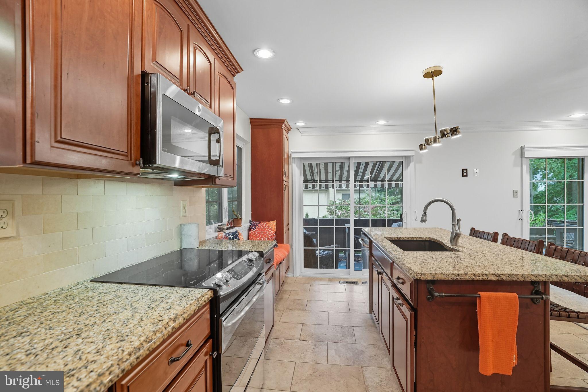 1101 WEATHERSTONE DRIVE 1101