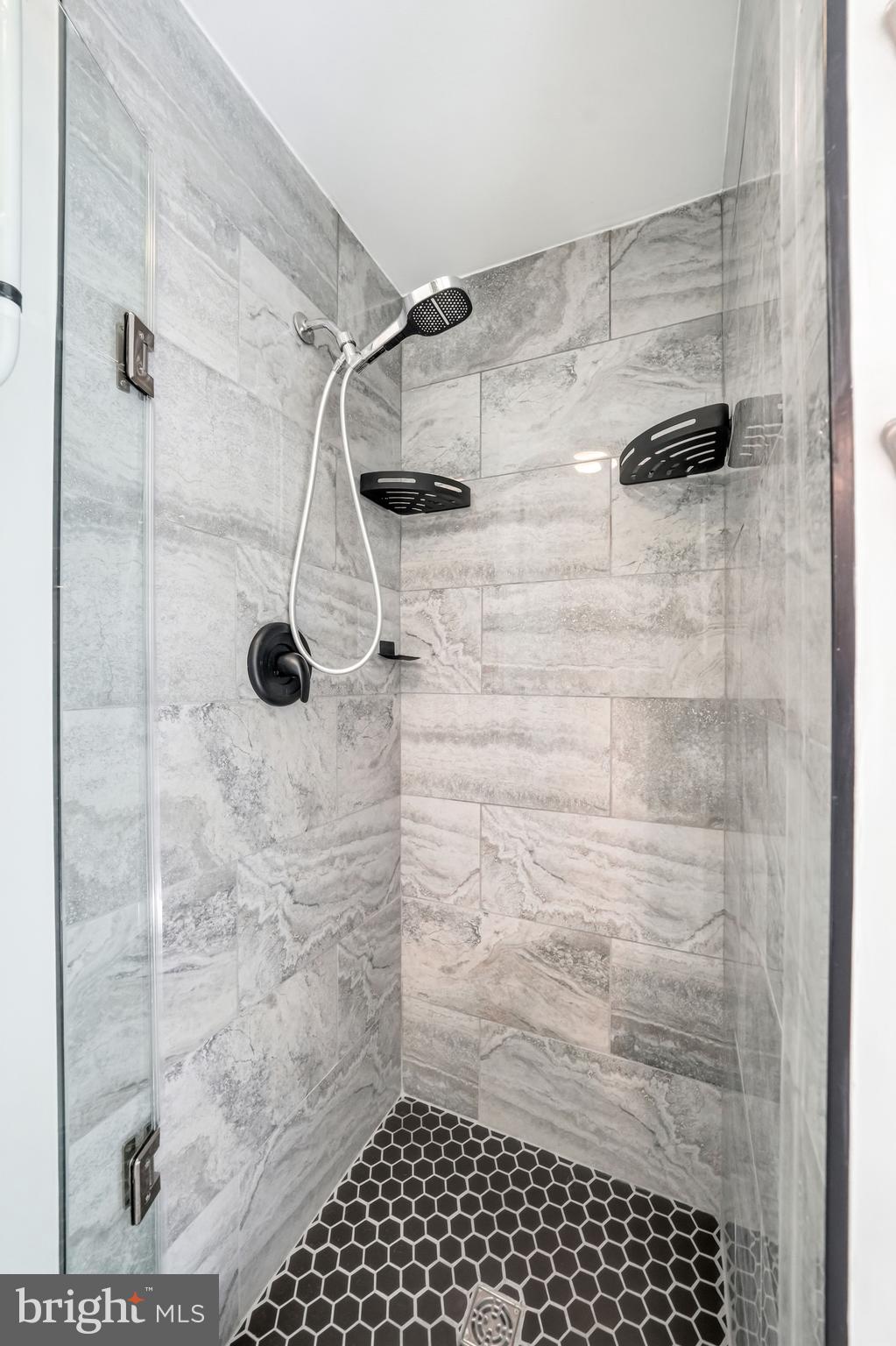 634 TWIN BRIDGE DRIVE