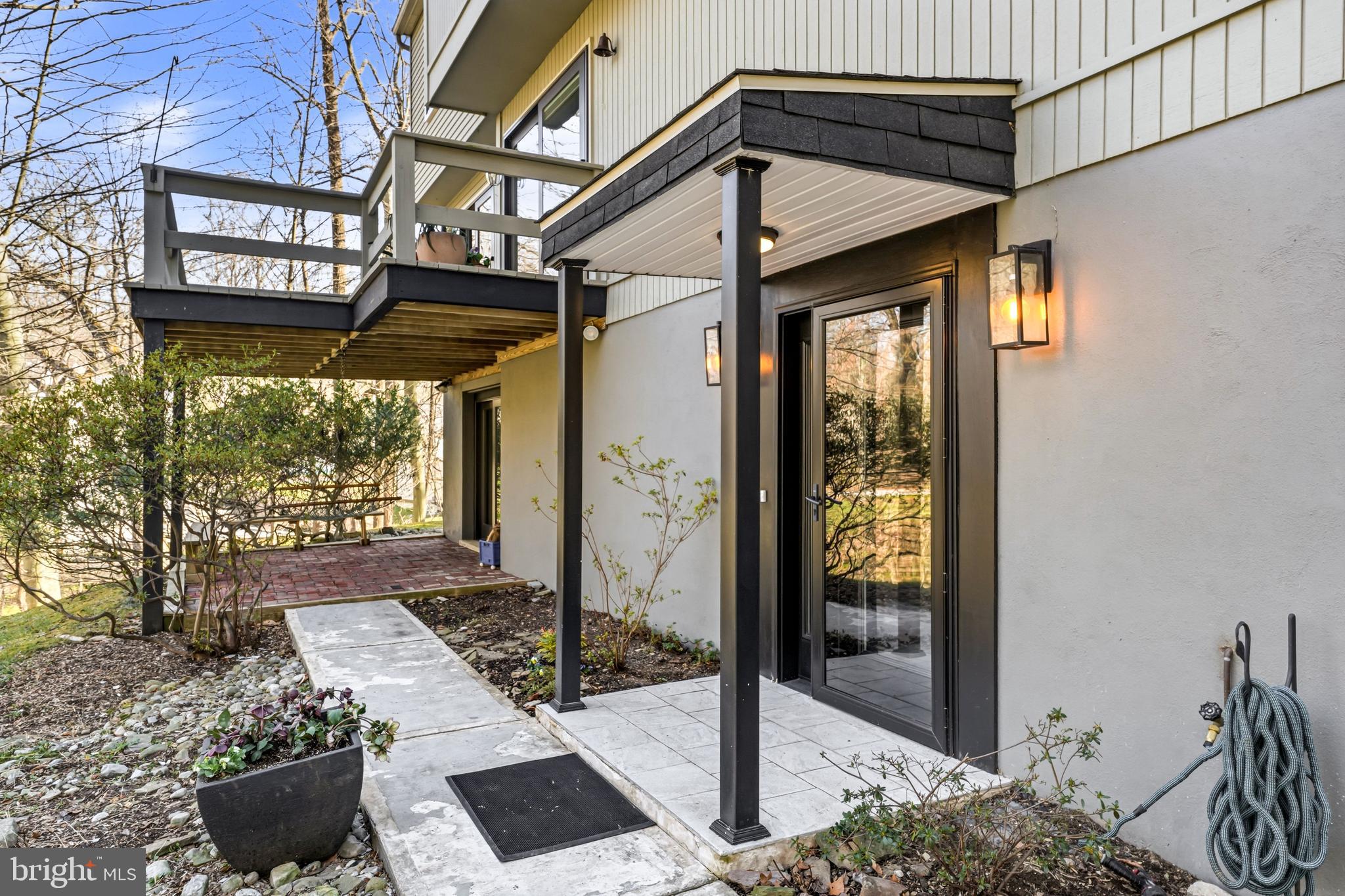 634 TWIN BRIDGE DRIVE