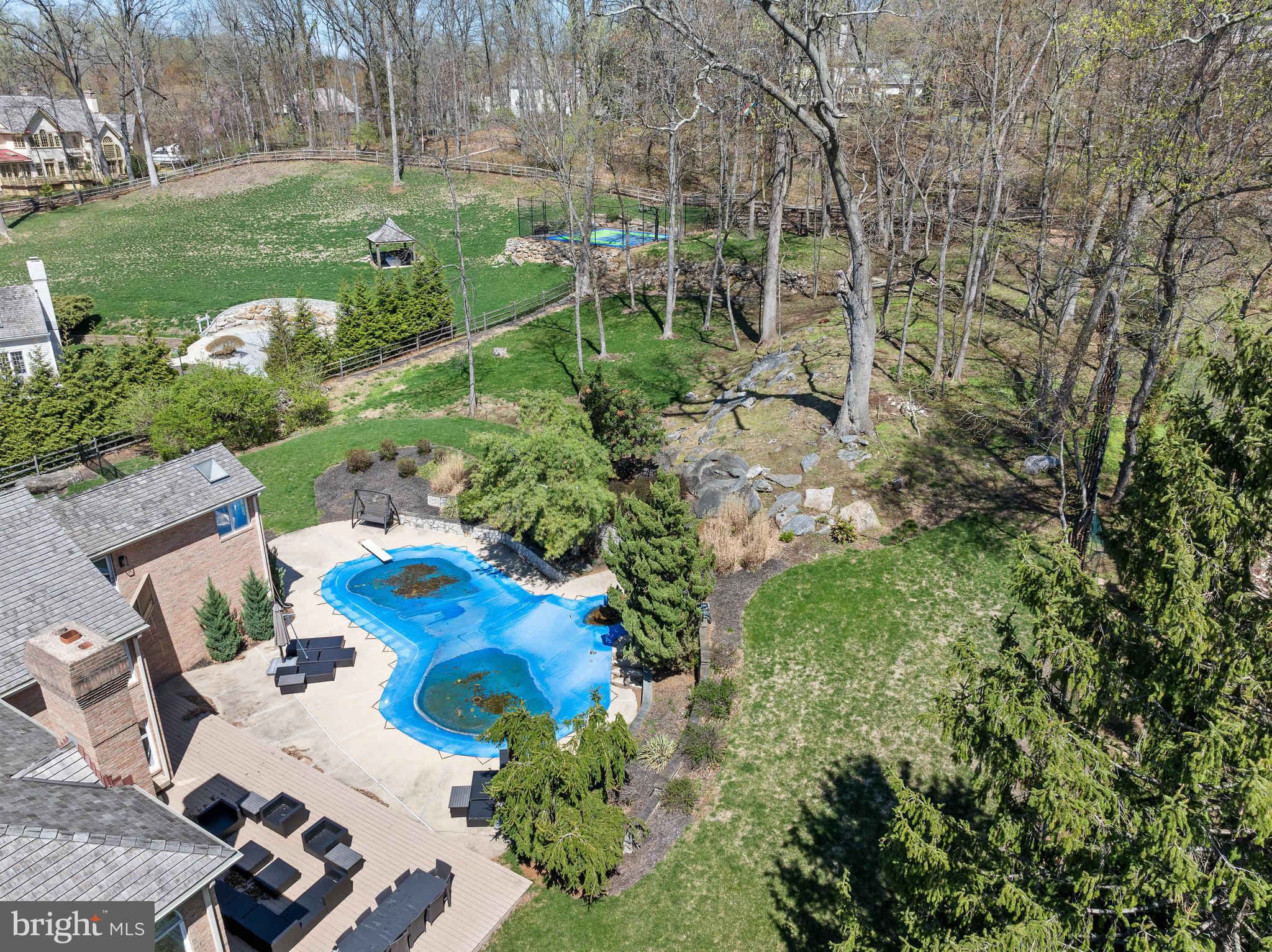 30 SLEEPY HOLLOW DRIVE