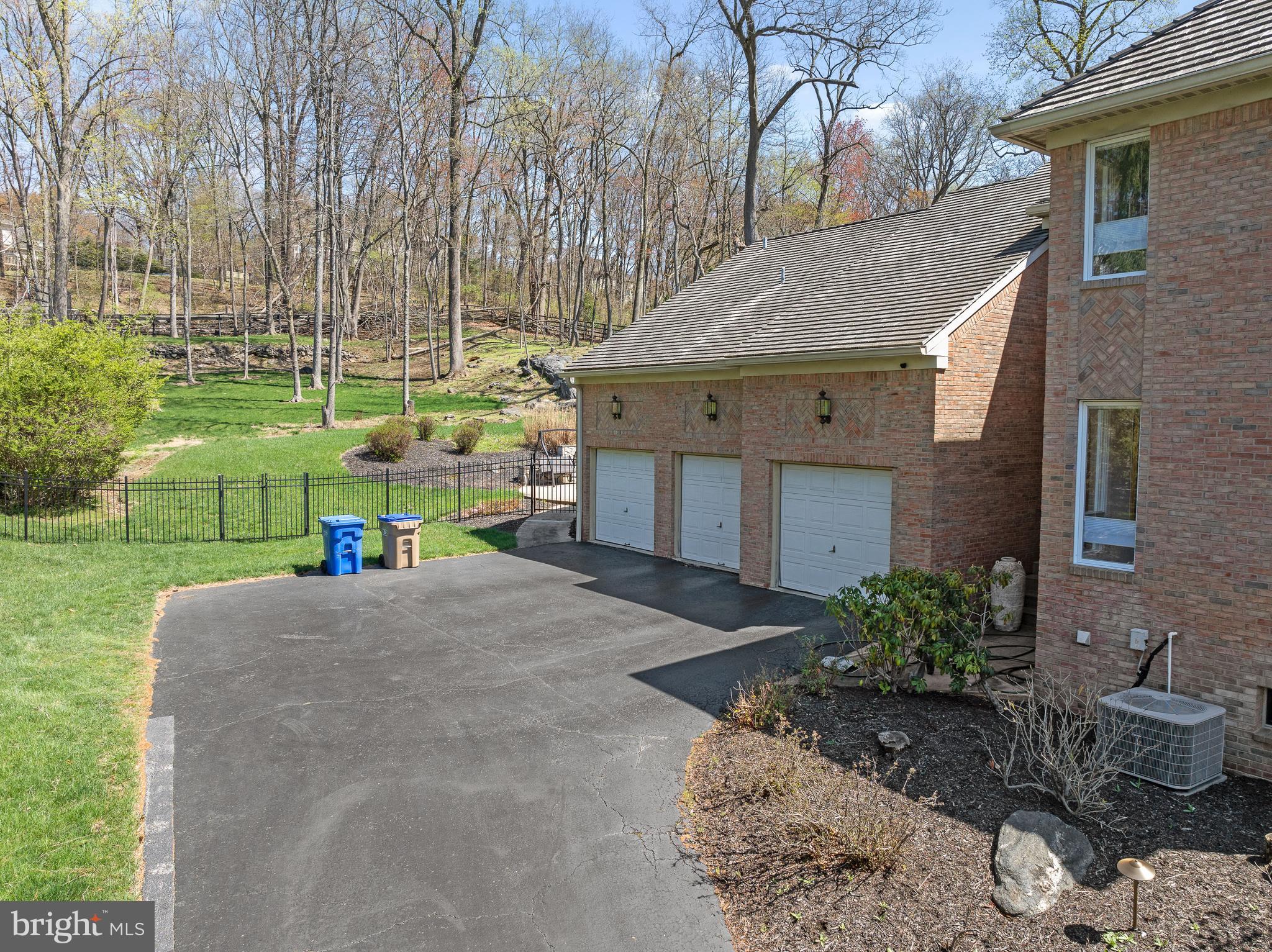 30 SLEEPY HOLLOW DRIVE