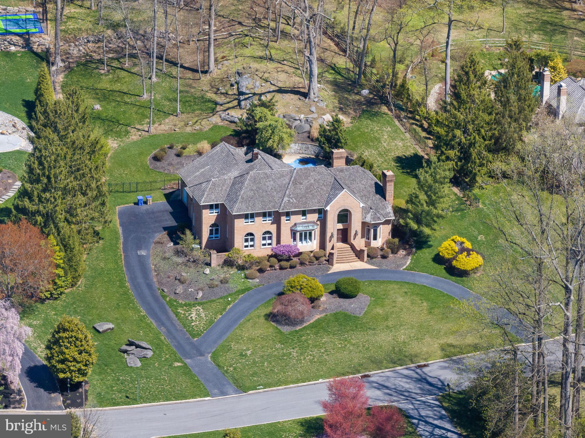 30 SLEEPY HOLLOW DRIVE