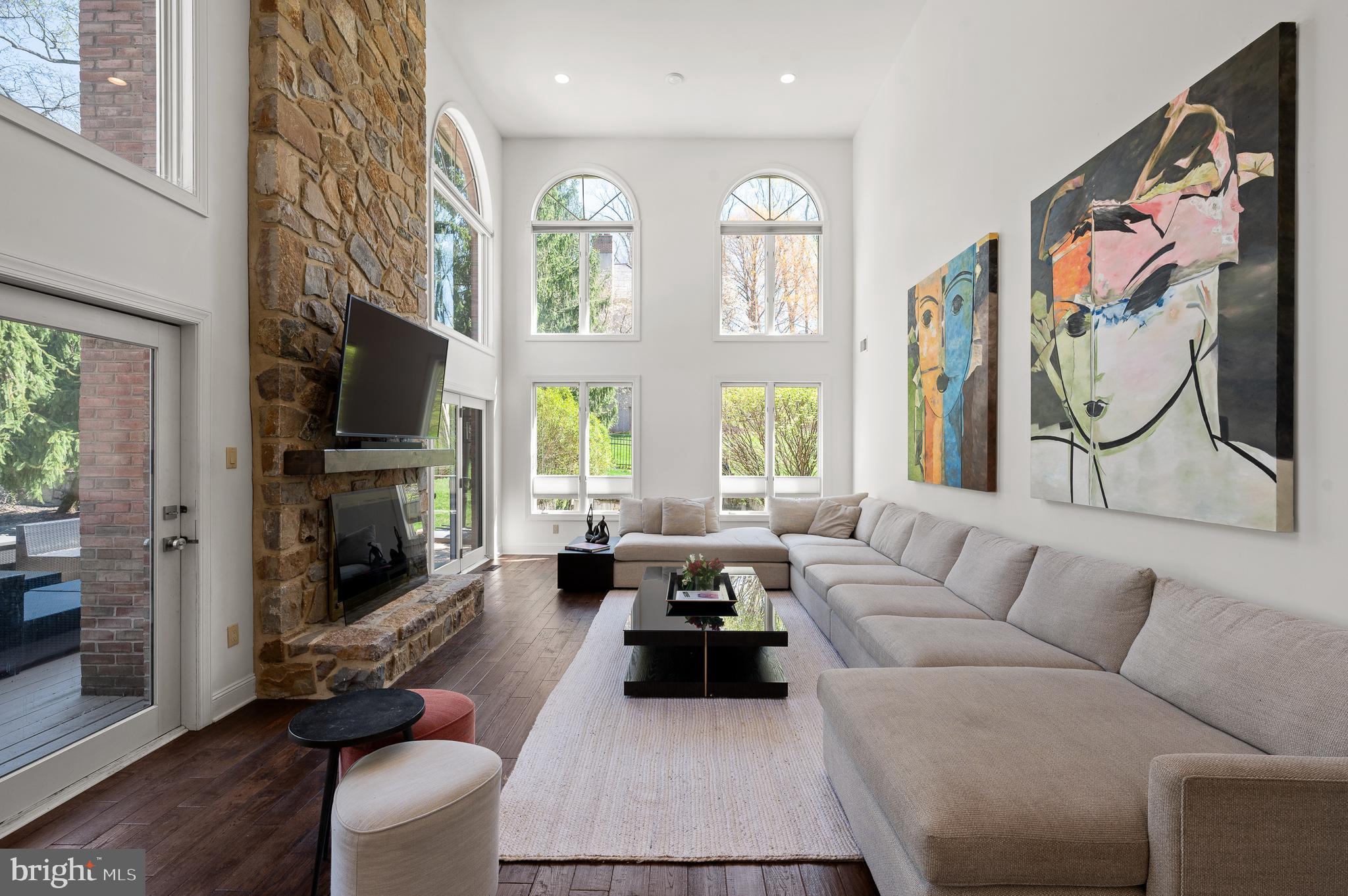 30 SLEEPY HOLLOW DRIVE