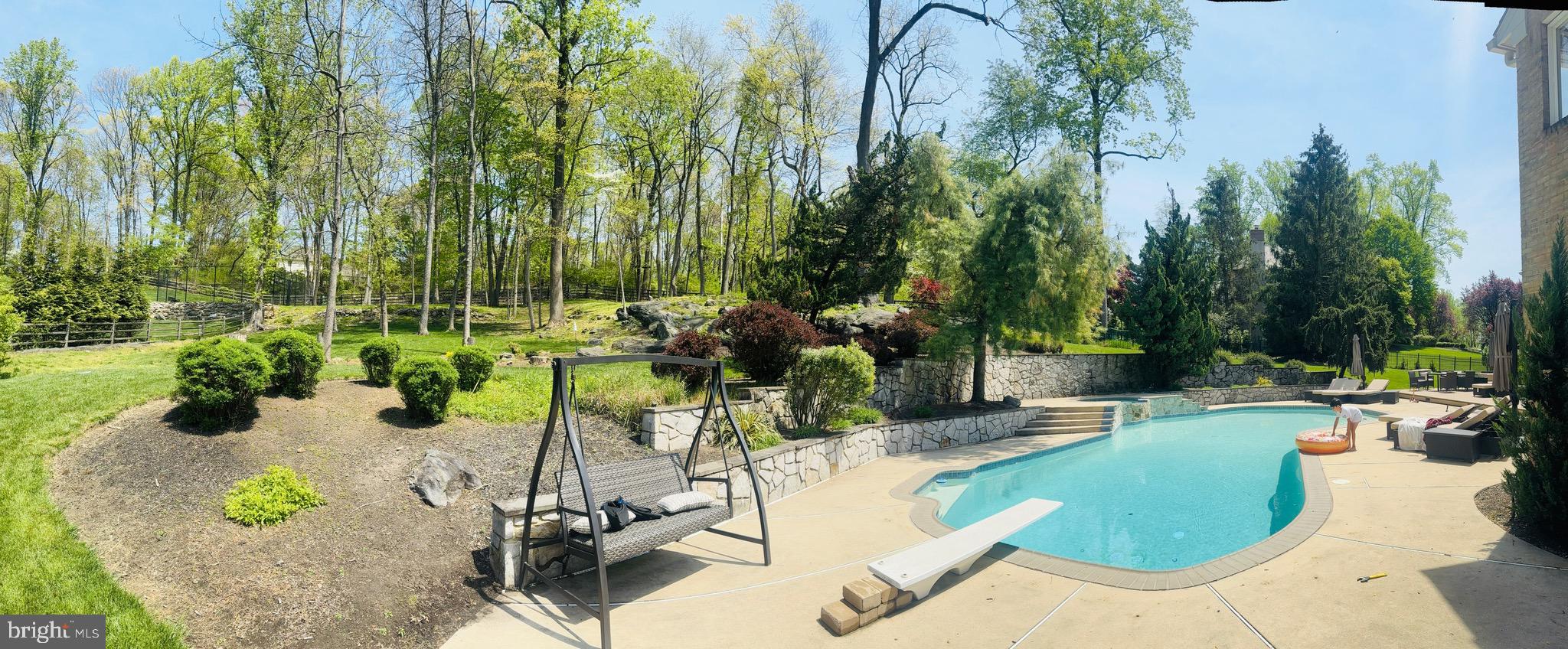 30 SLEEPY HOLLOW DRIVE
