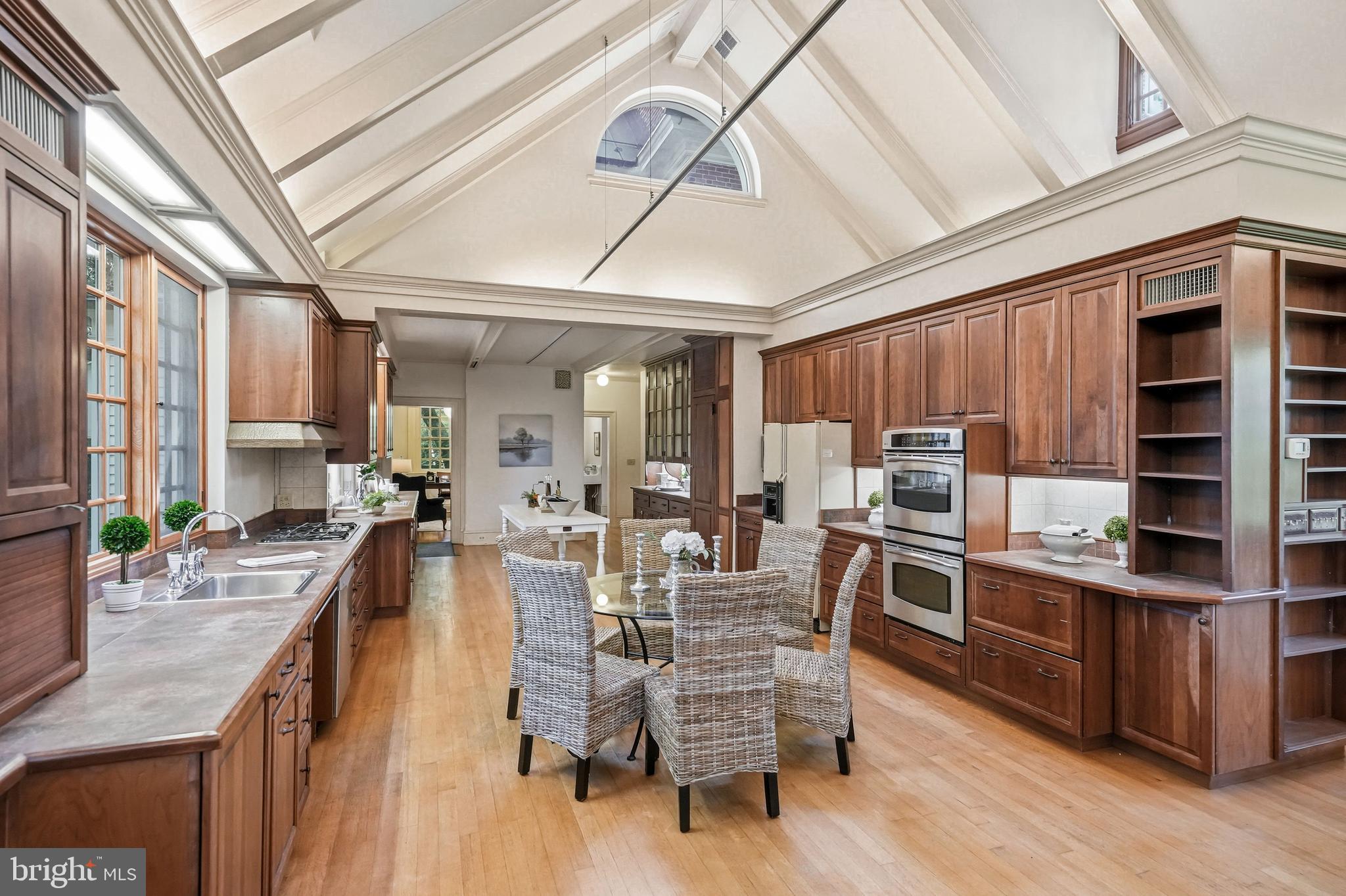 443 SAINT DAVIDS AVENUE
