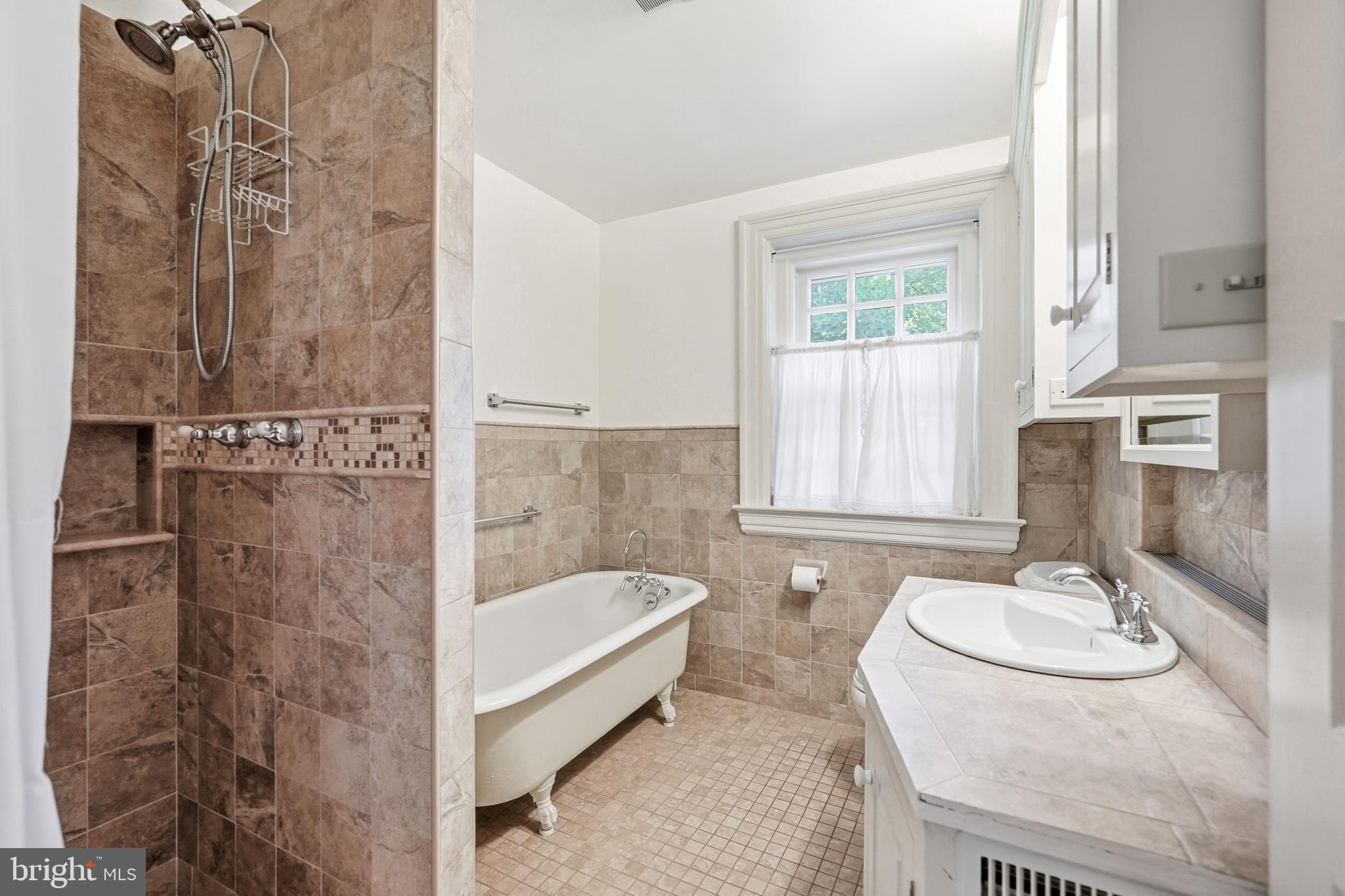 443 SAINT DAVIDS AVENUE