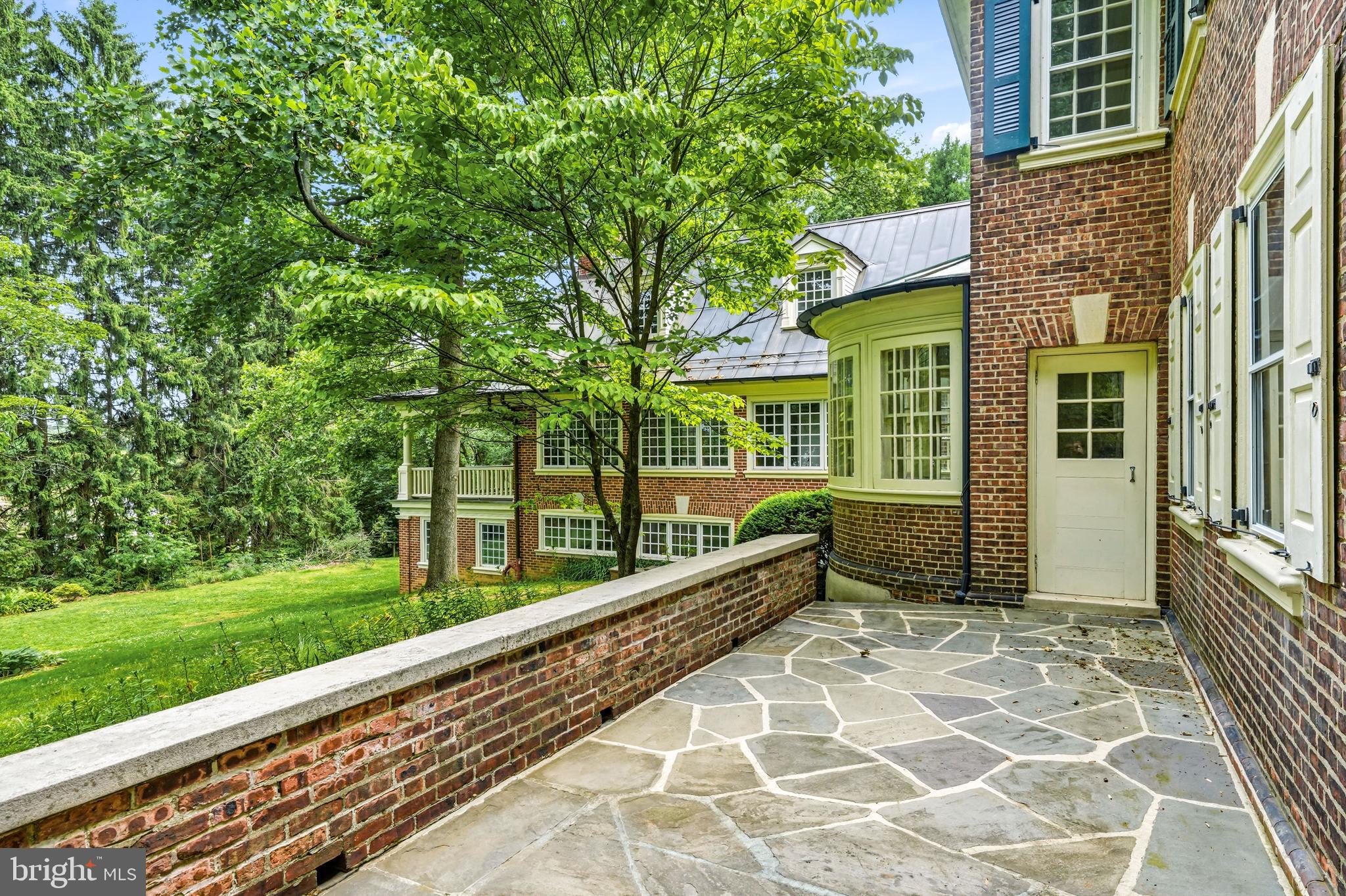 443 SAINT DAVIDS AVENUE