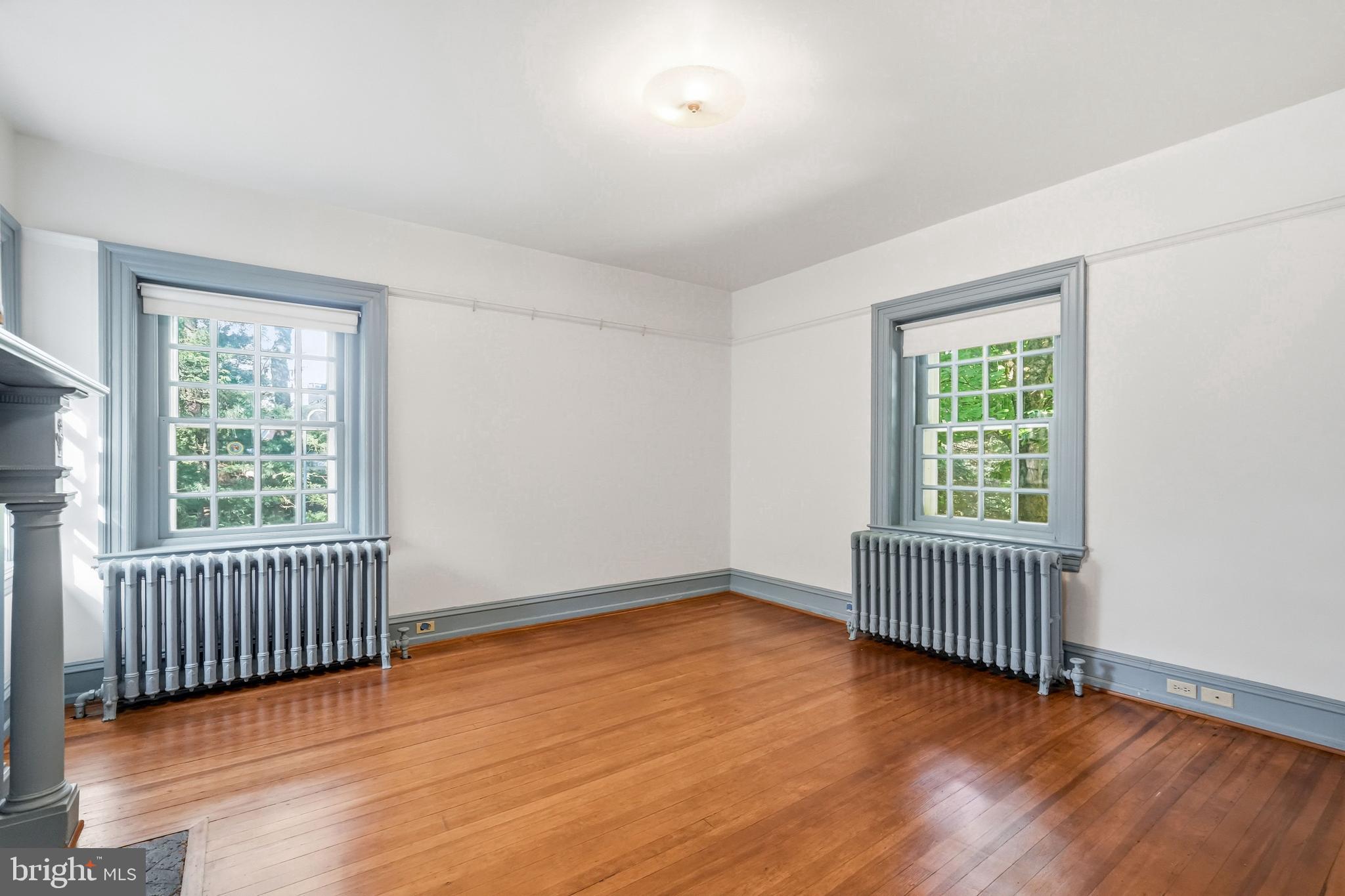 443 SAINT DAVIDS AVENUE