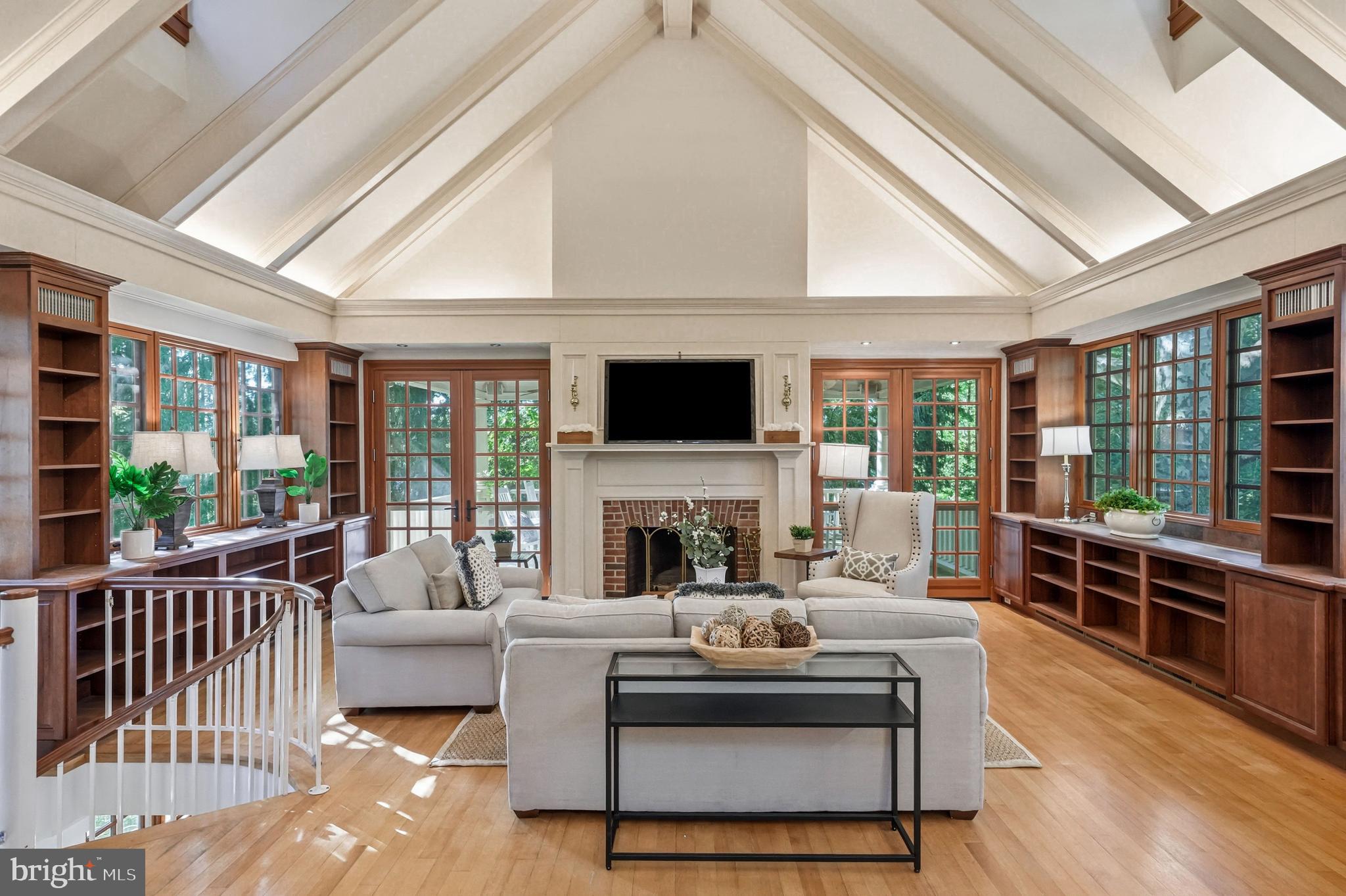 443 SAINT DAVIDS AVENUE