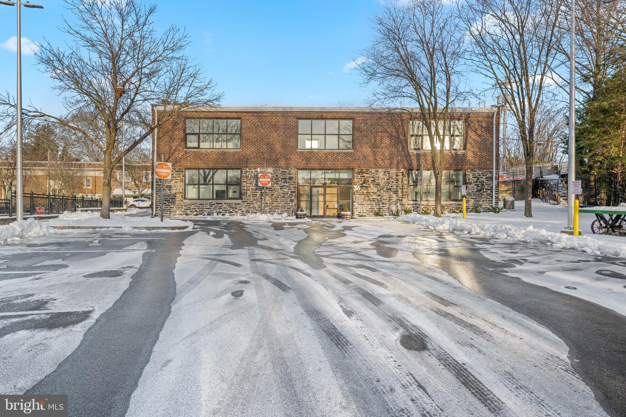 36 N NARBERTH AVENUE 2B