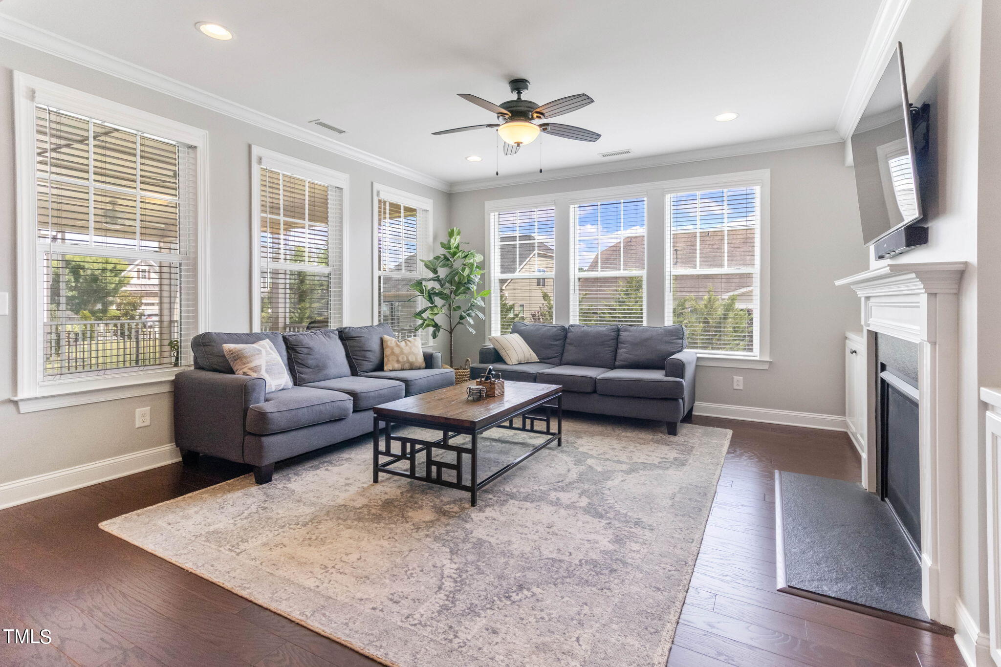 3368 Mountain Hill Drive
