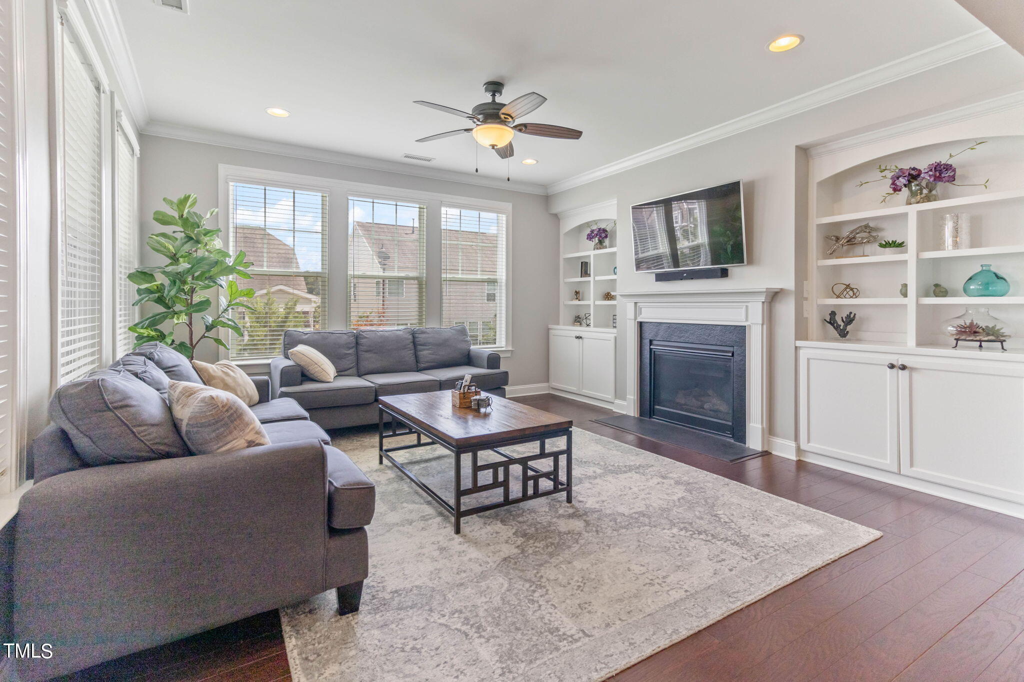 3368 Mountain Hill Drive