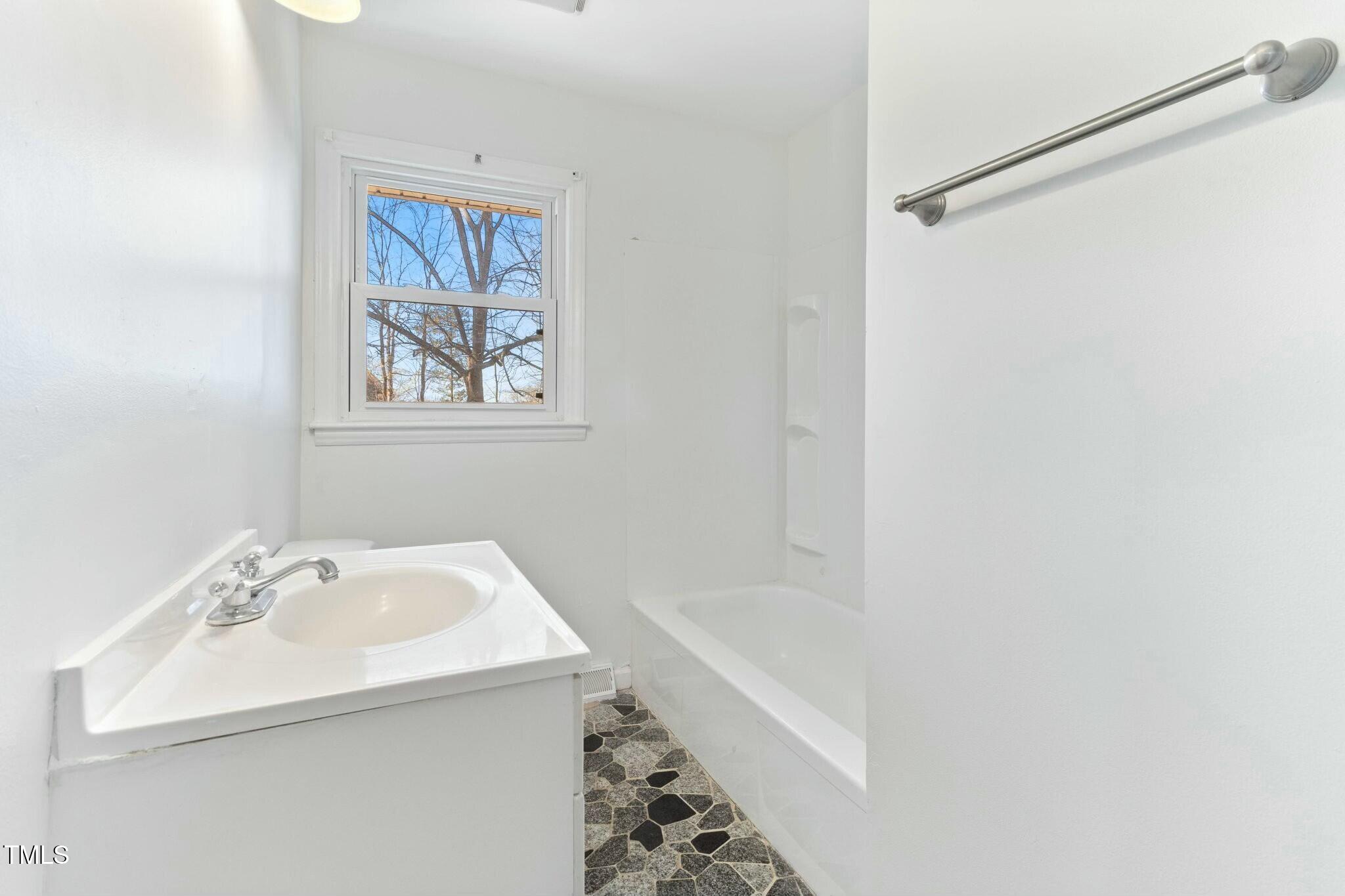 4106 Baker Street