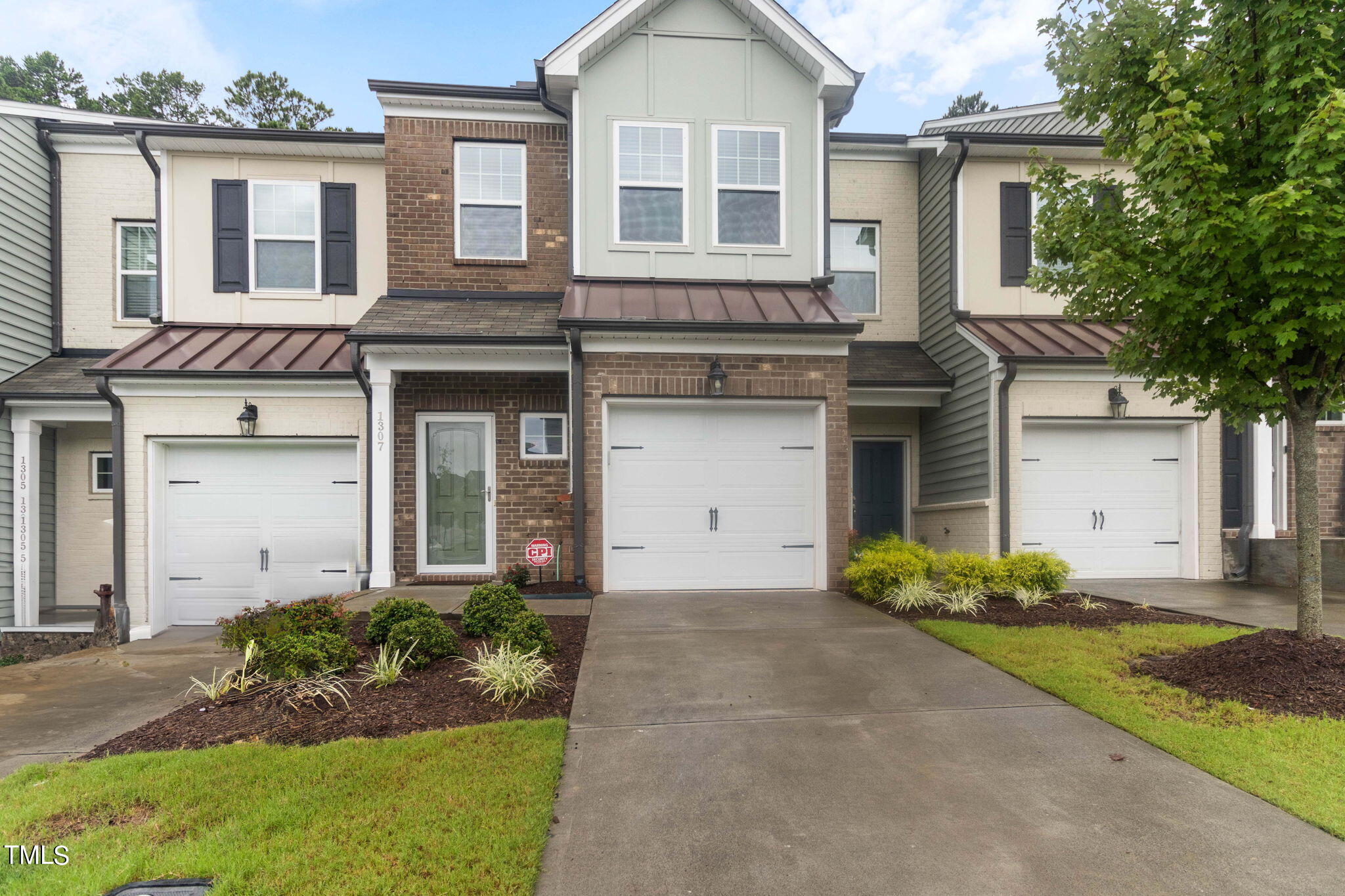 1307 Fitchie Place