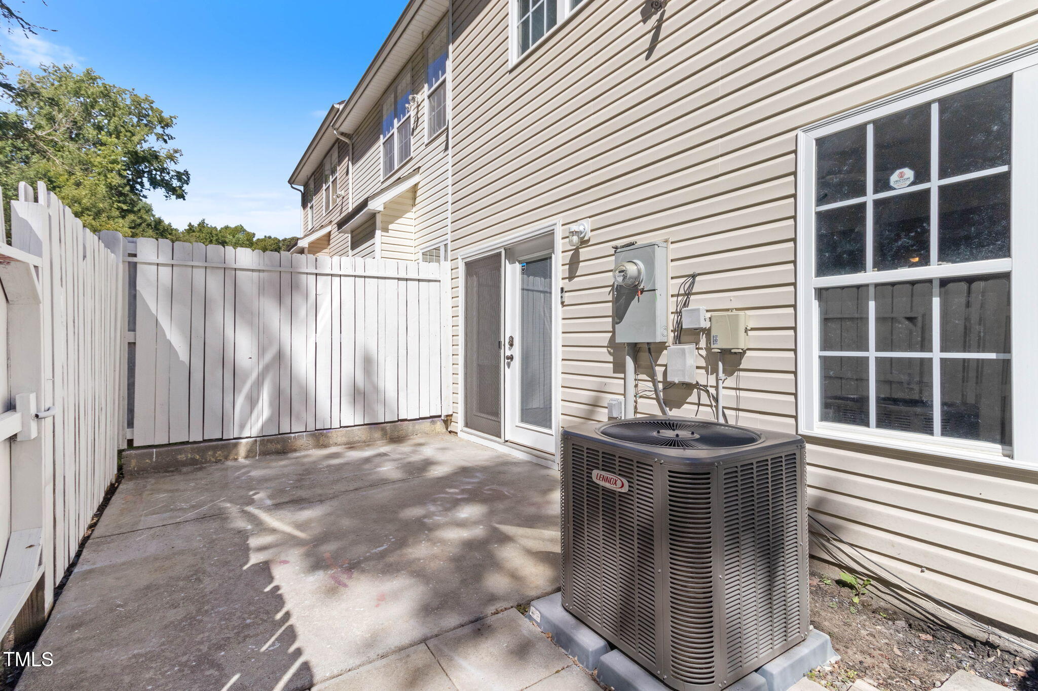 3404 Baton Road