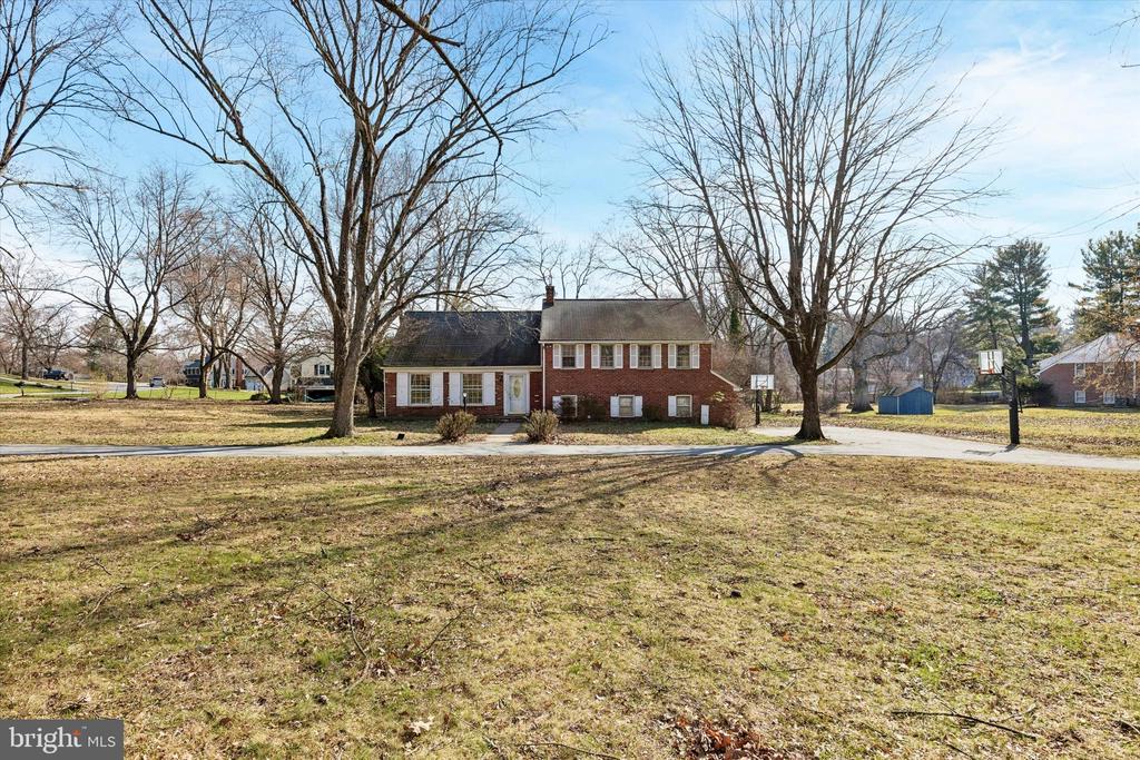 1450 THOMAS ROAD