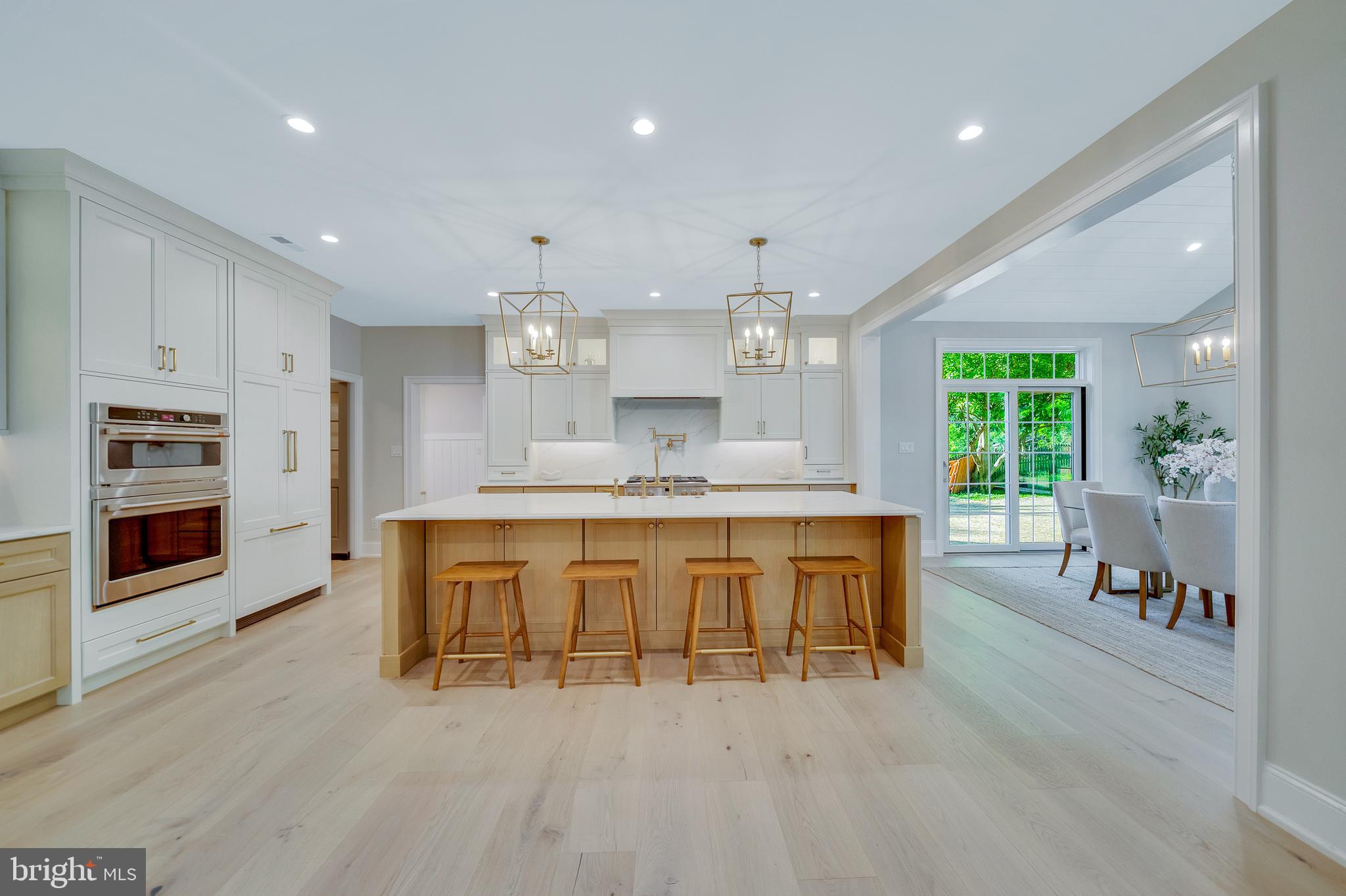 1343 THOMAS ROAD
