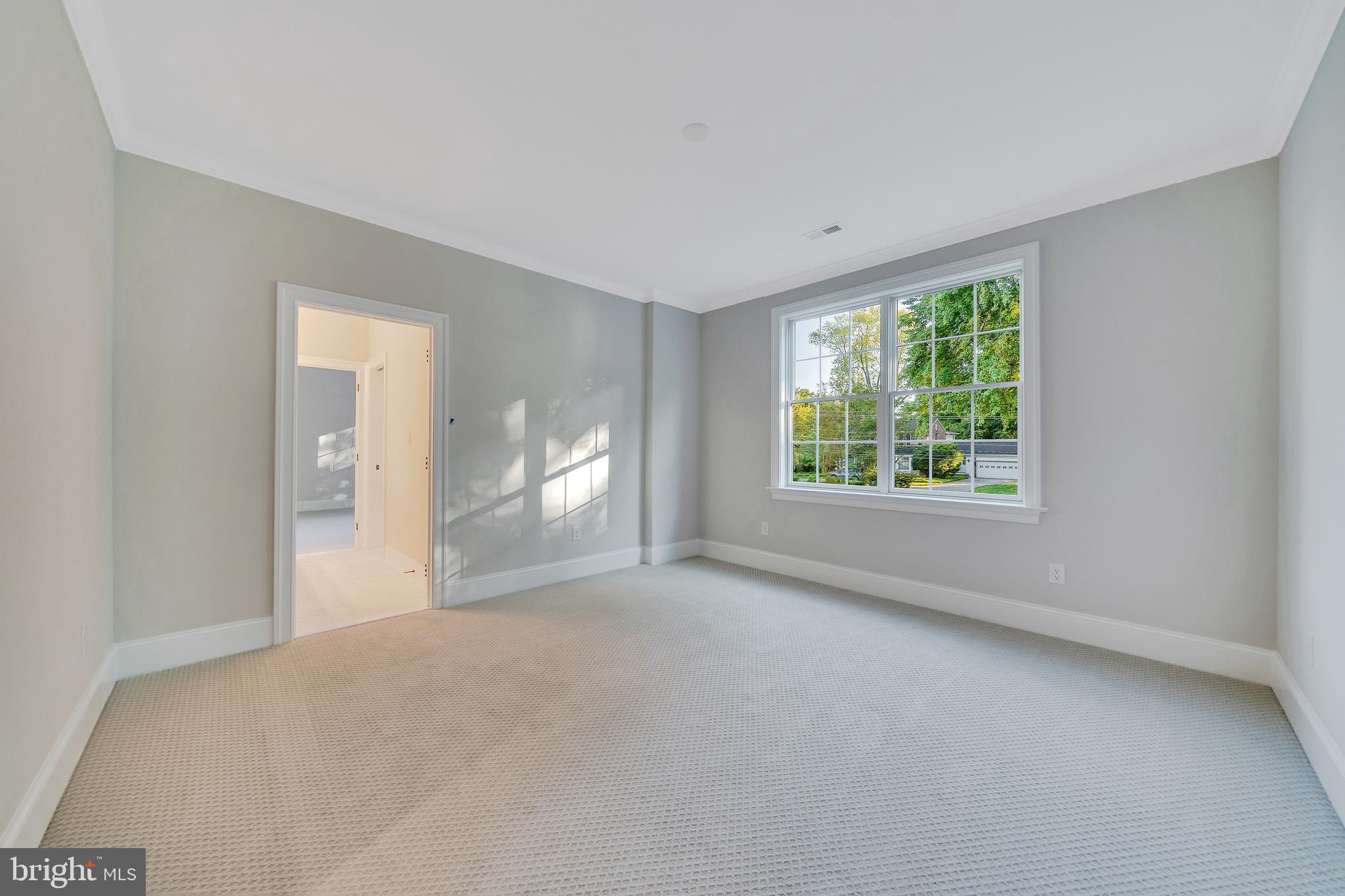 1343 THOMAS ROAD