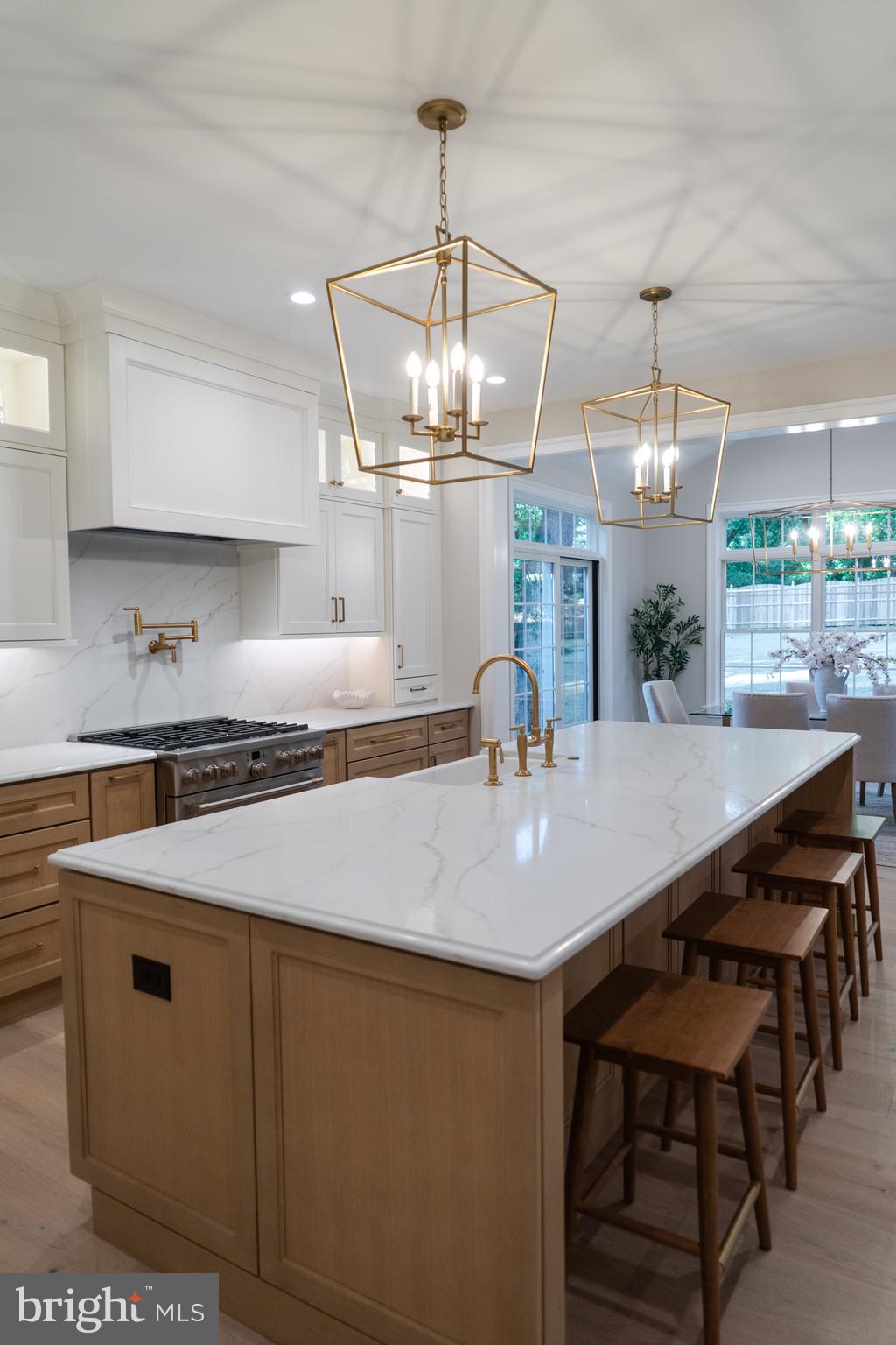 1343 THOMAS ROAD