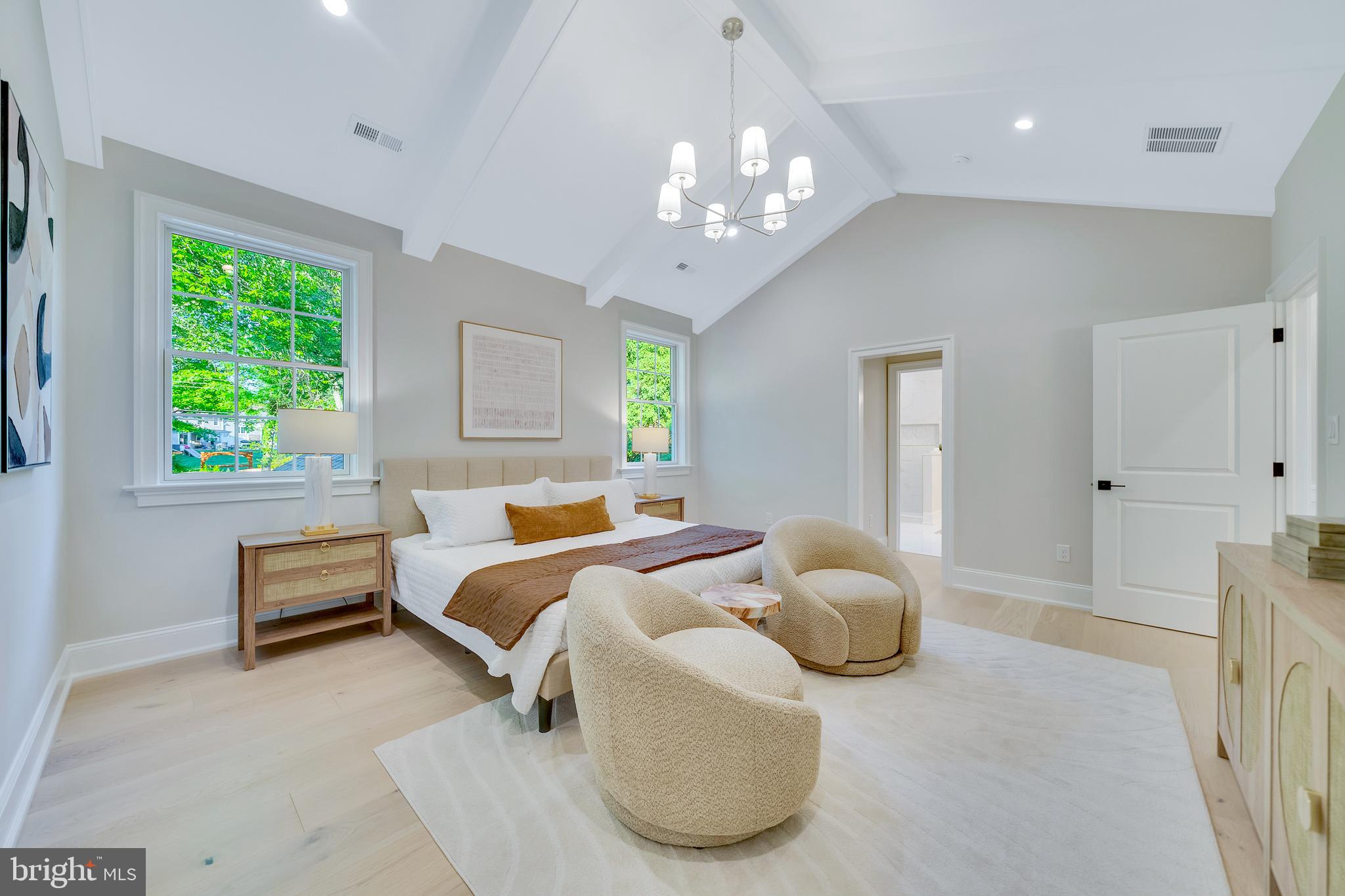 1343 THOMAS ROAD