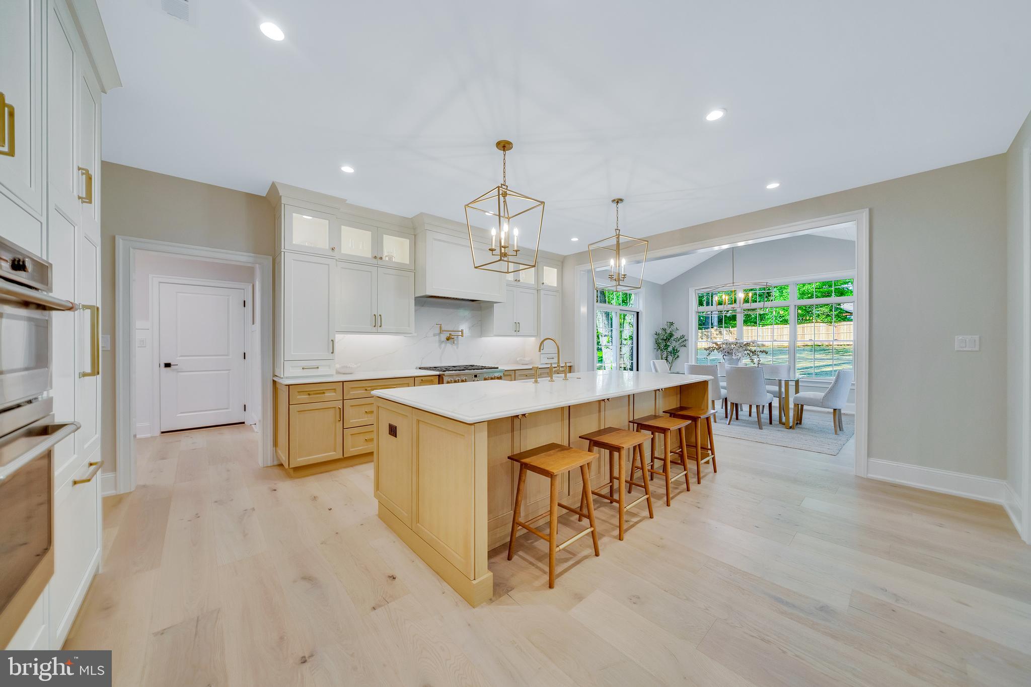 1343 THOMAS ROAD