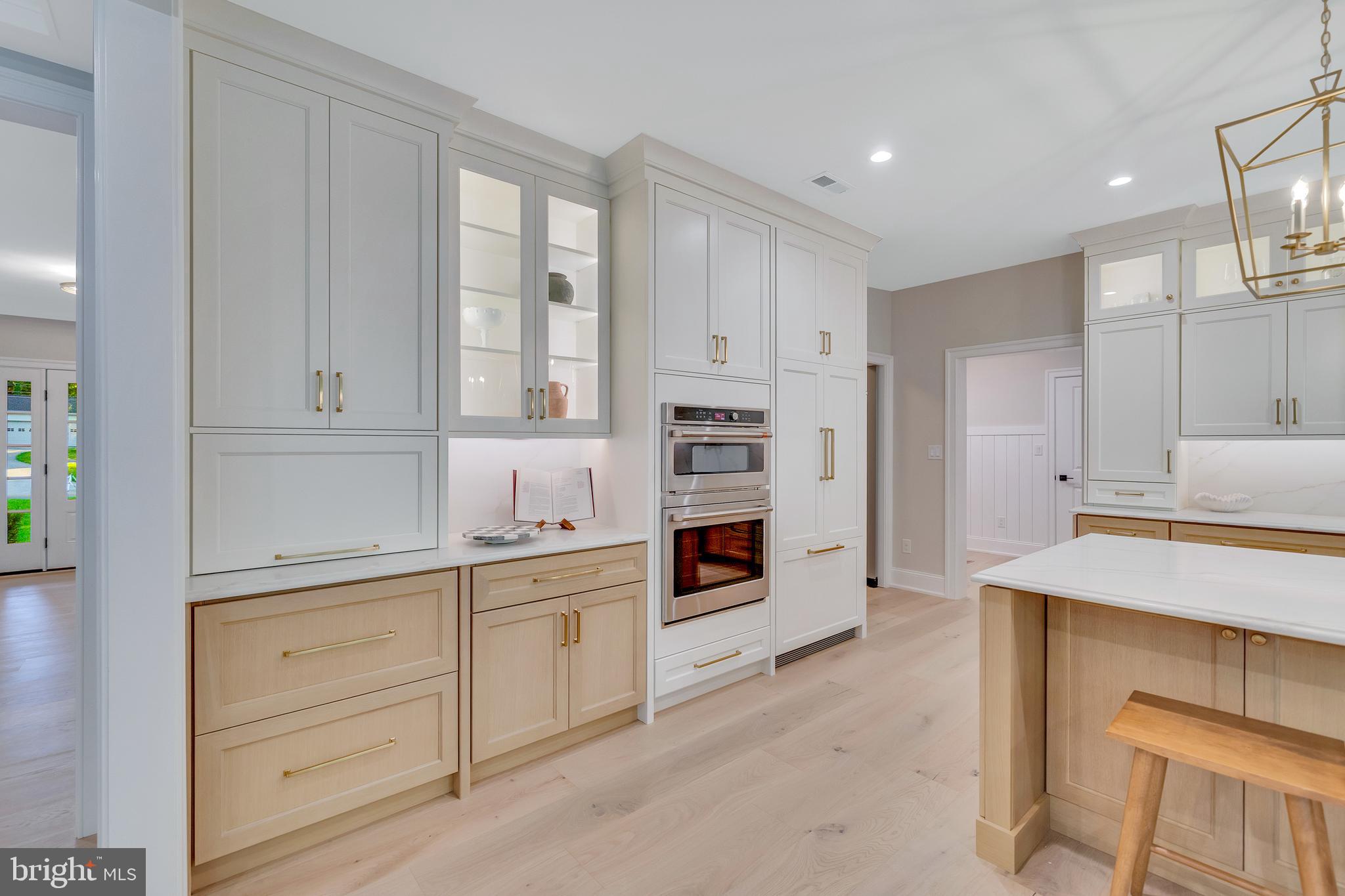 1343 THOMAS ROAD